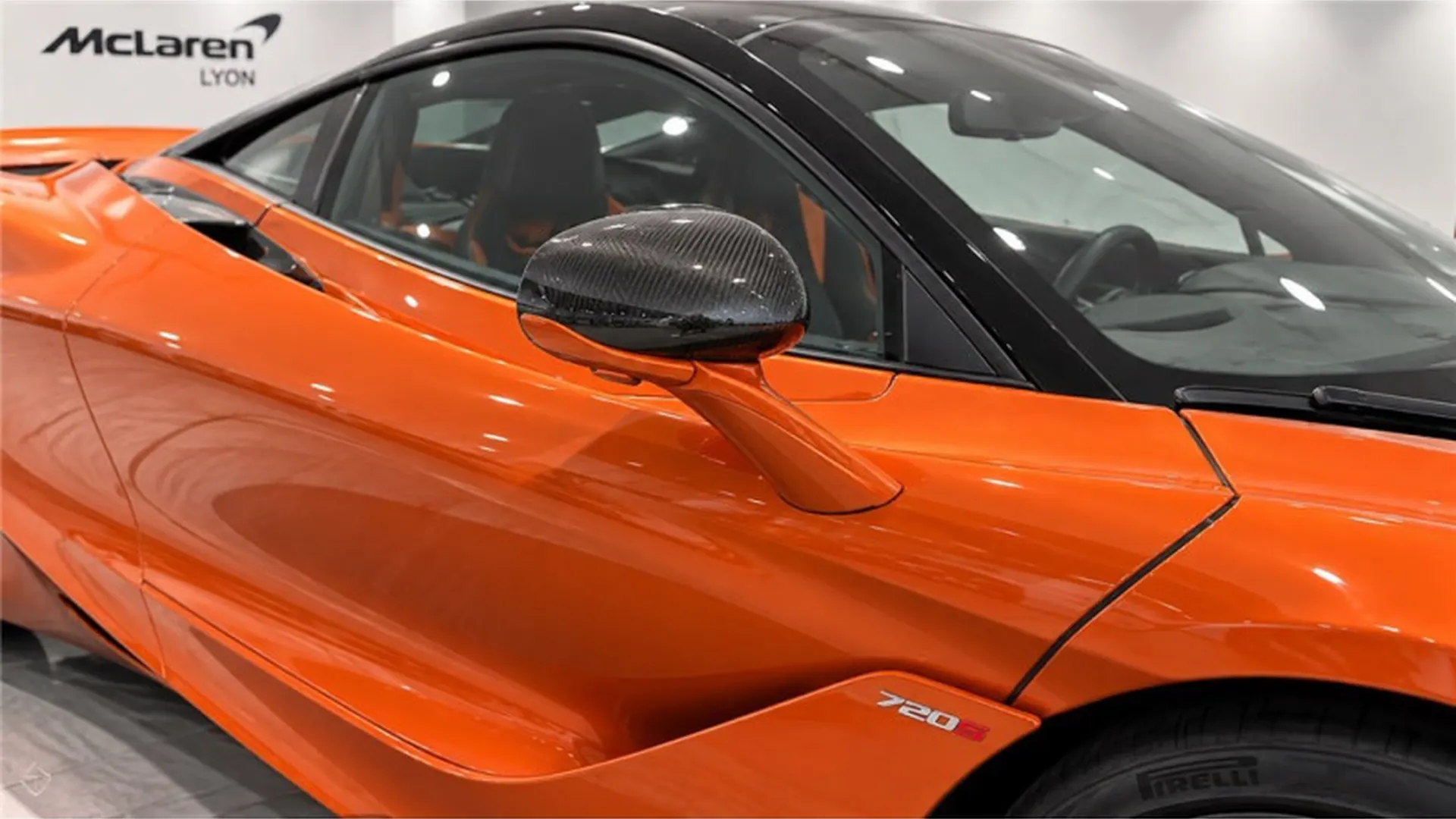 McLaren 720S — photo 7