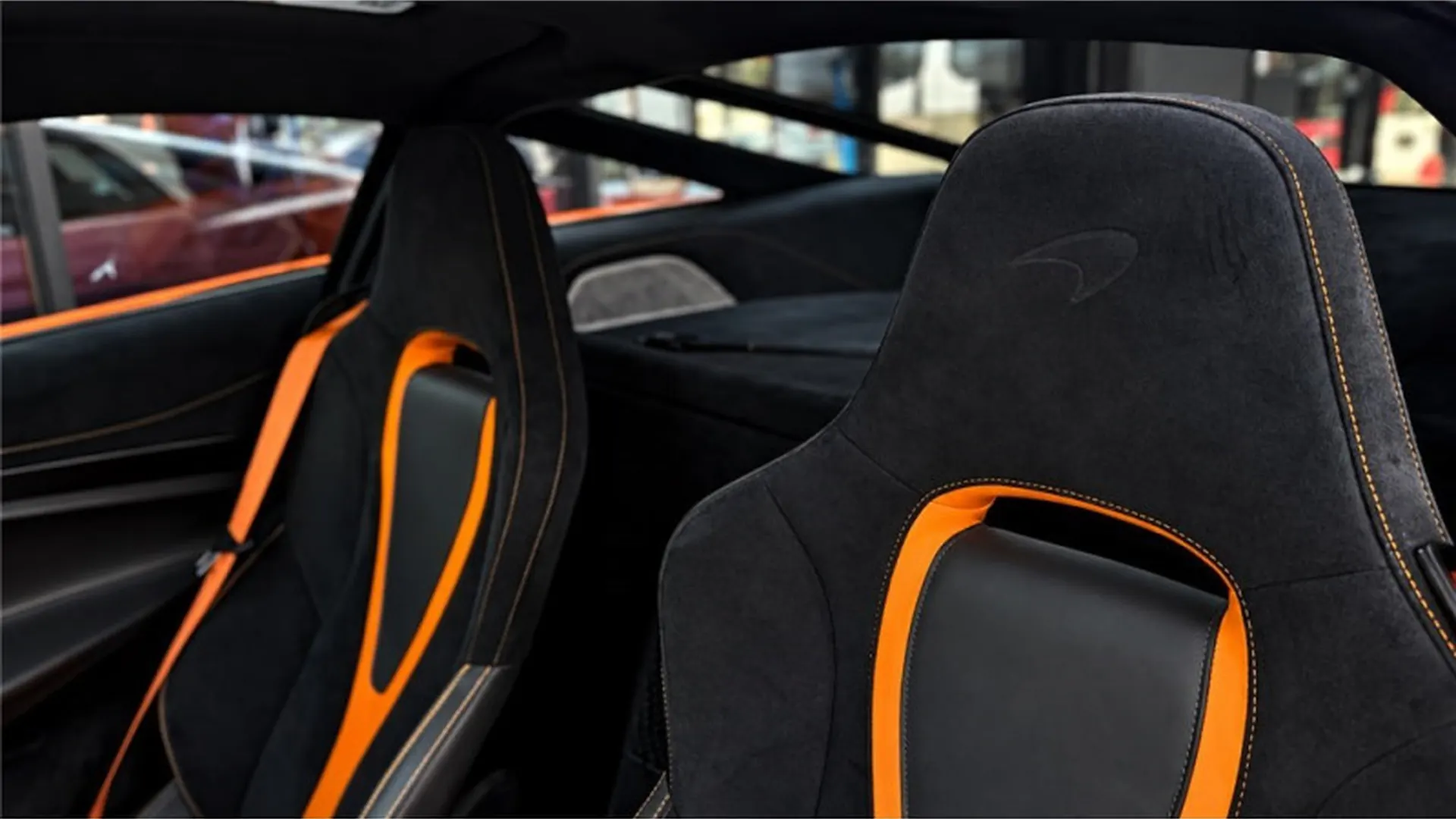 McLaren 720S — photo 15