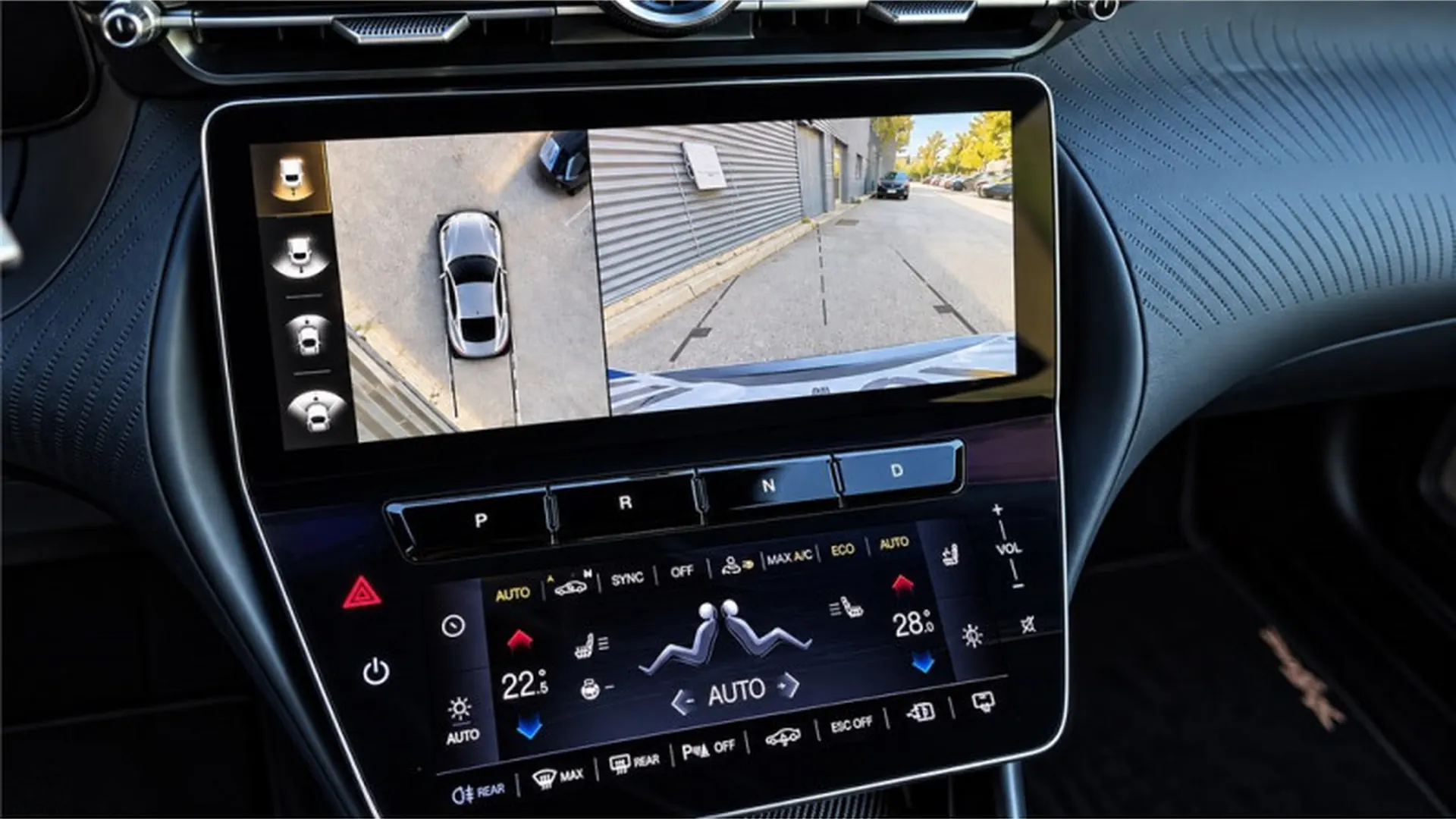 Maserati GranTurismo — photo 12