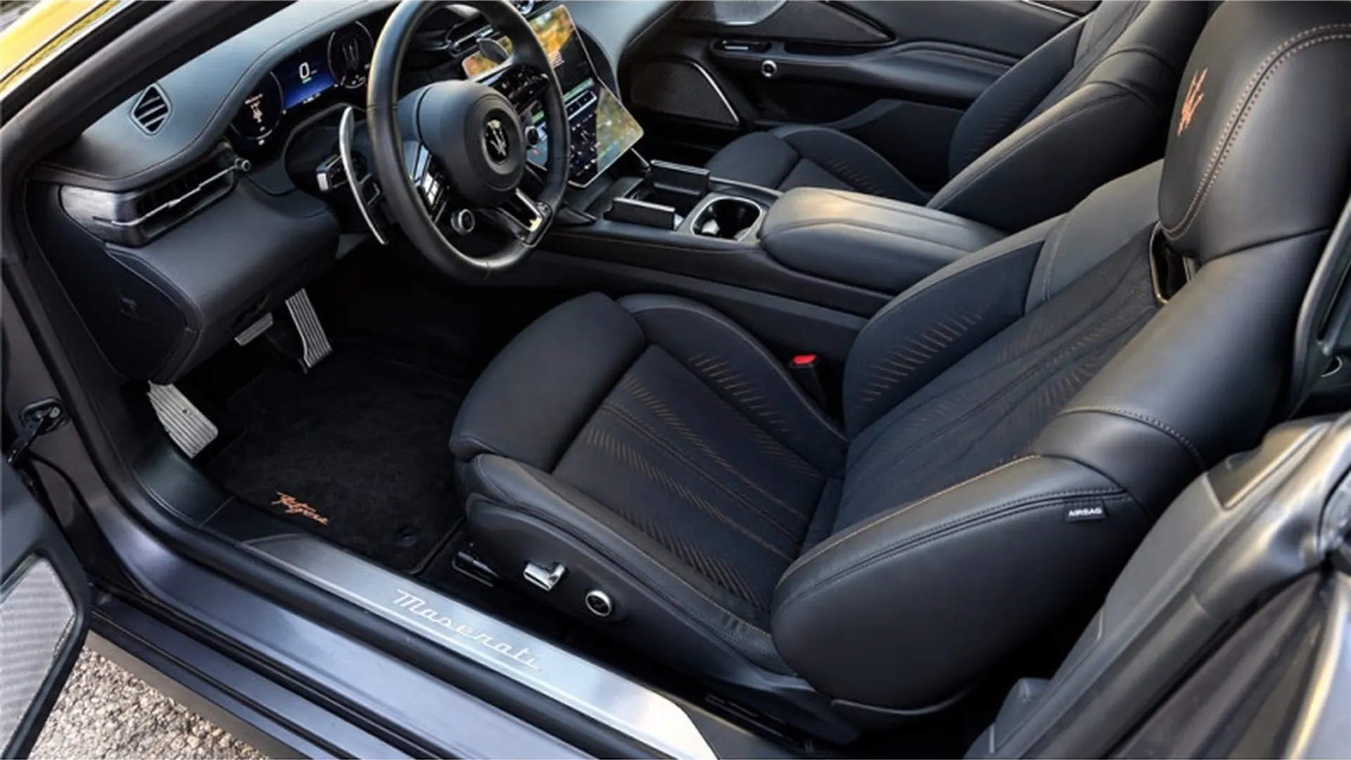 Maserati GranTurismo — photo 5