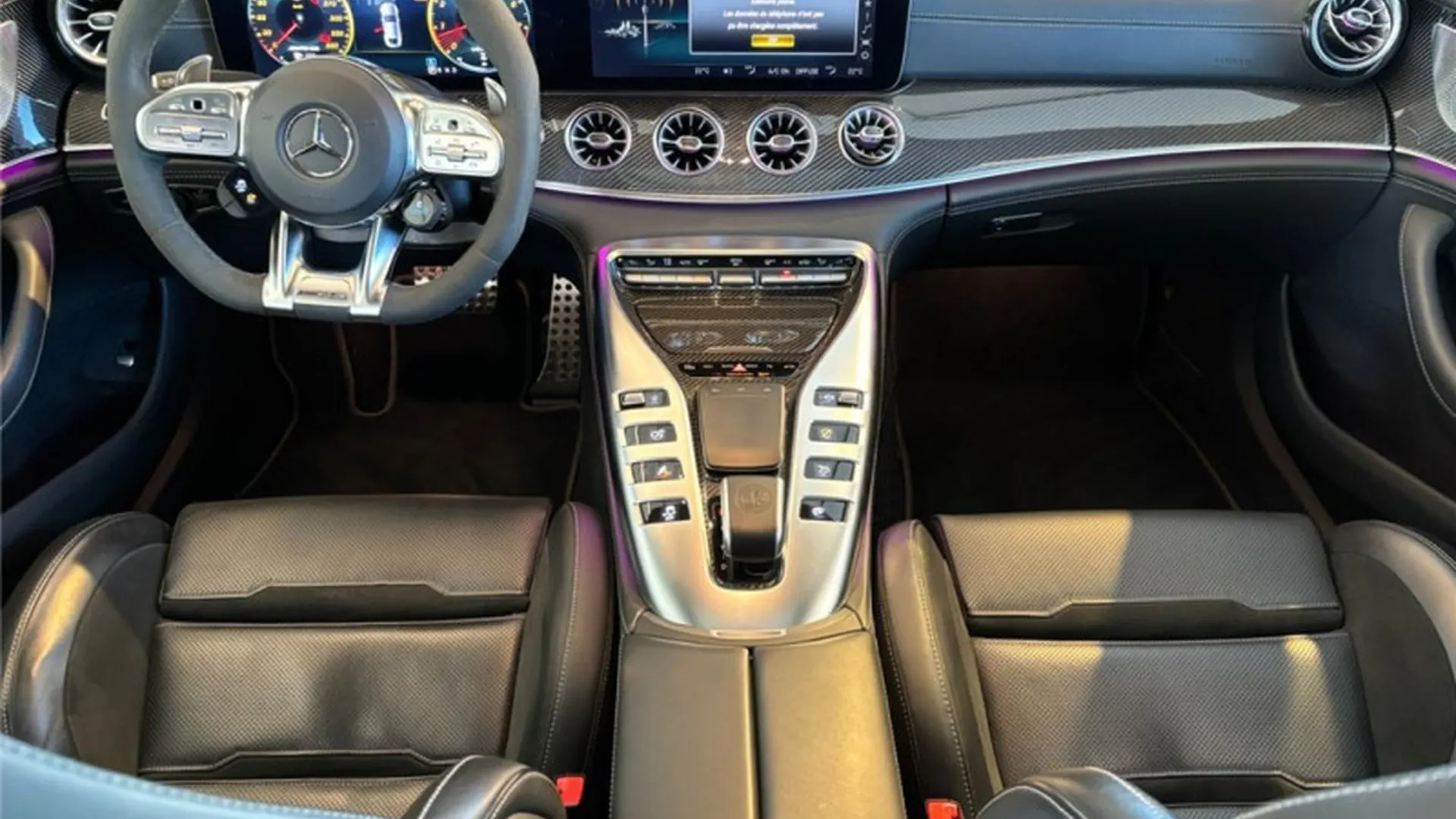 Mercedes AMG GT — photo 12