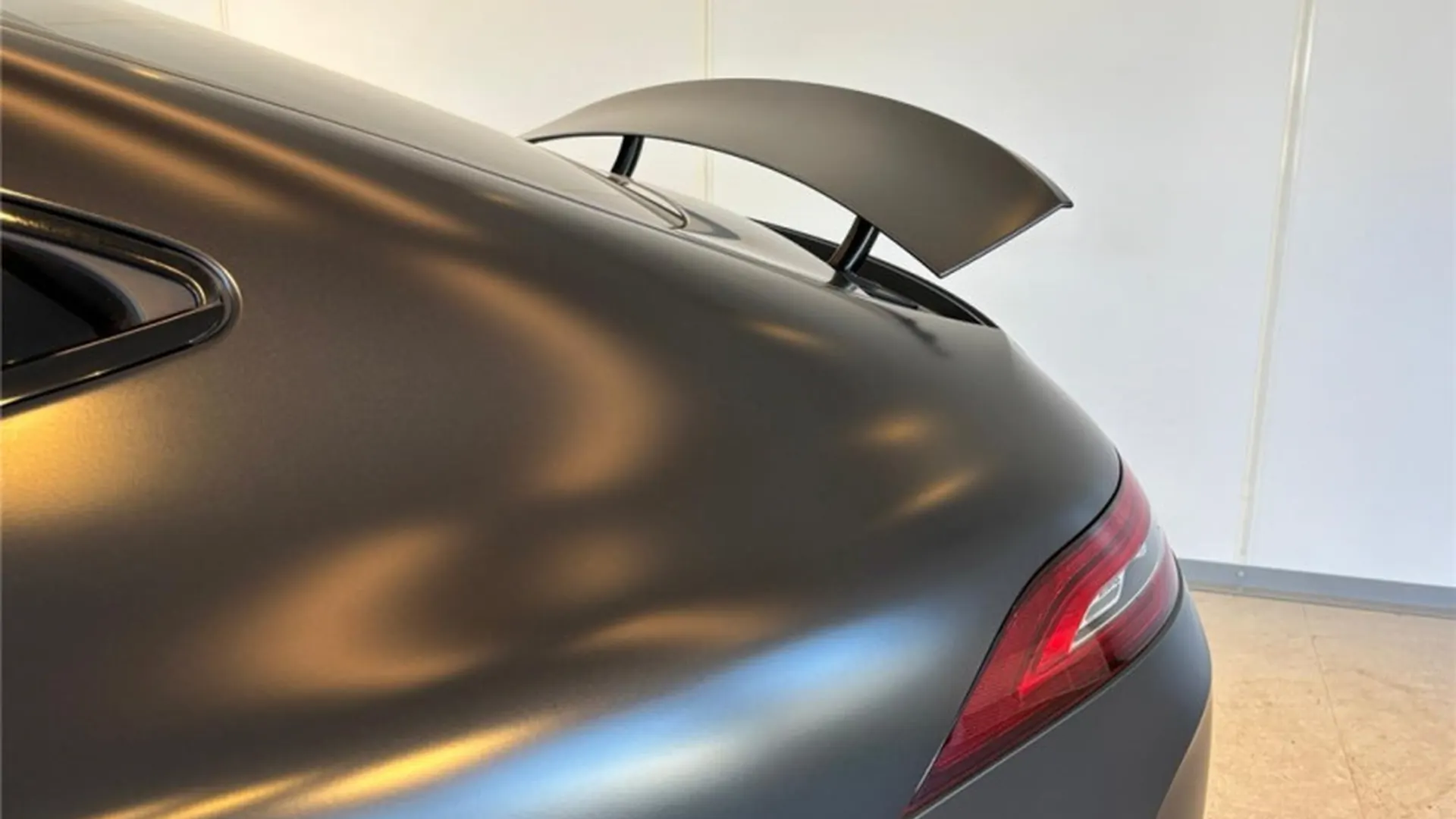 Mercedes AMG GT — photo 9