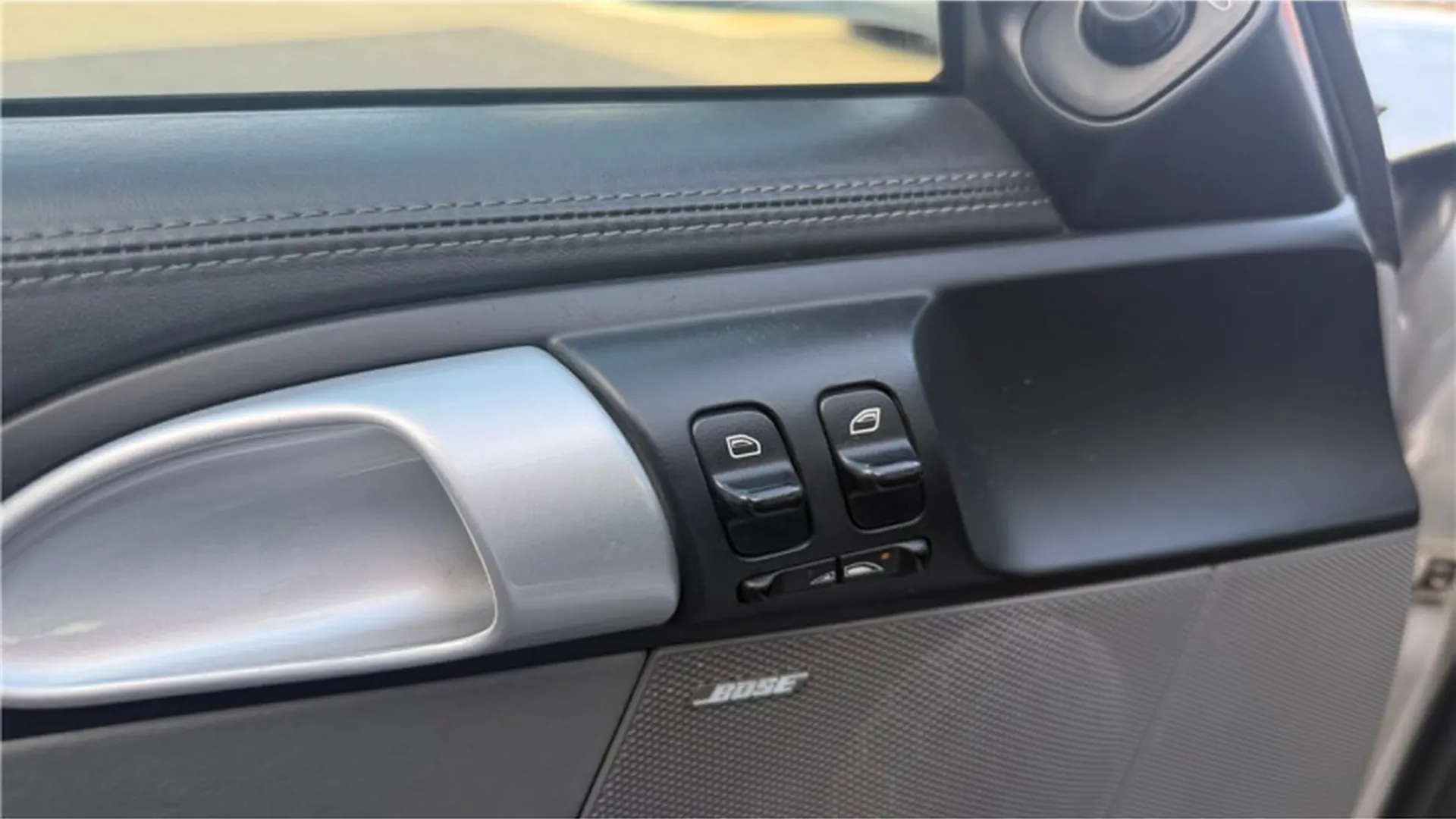 Porsche 911 — photo 11