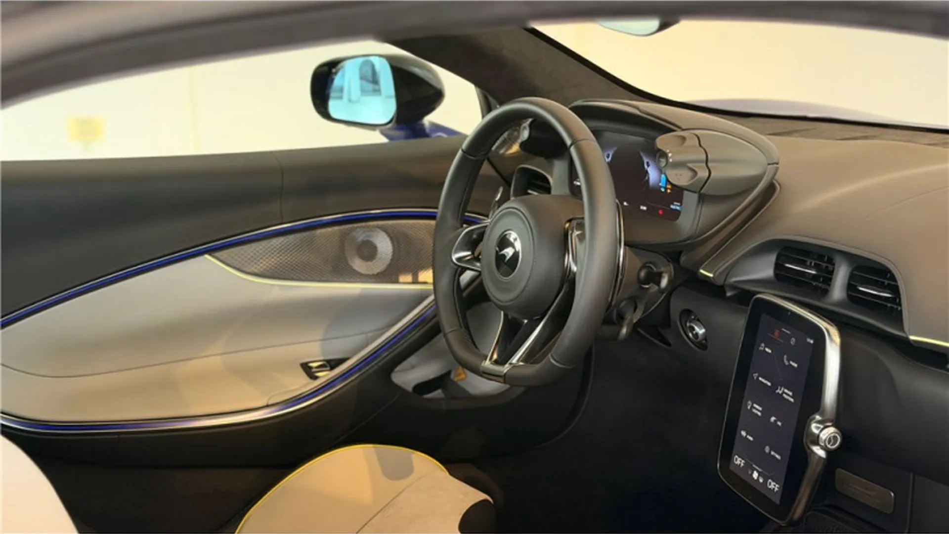 McLaren MCLAREN ARTURA — photo 12