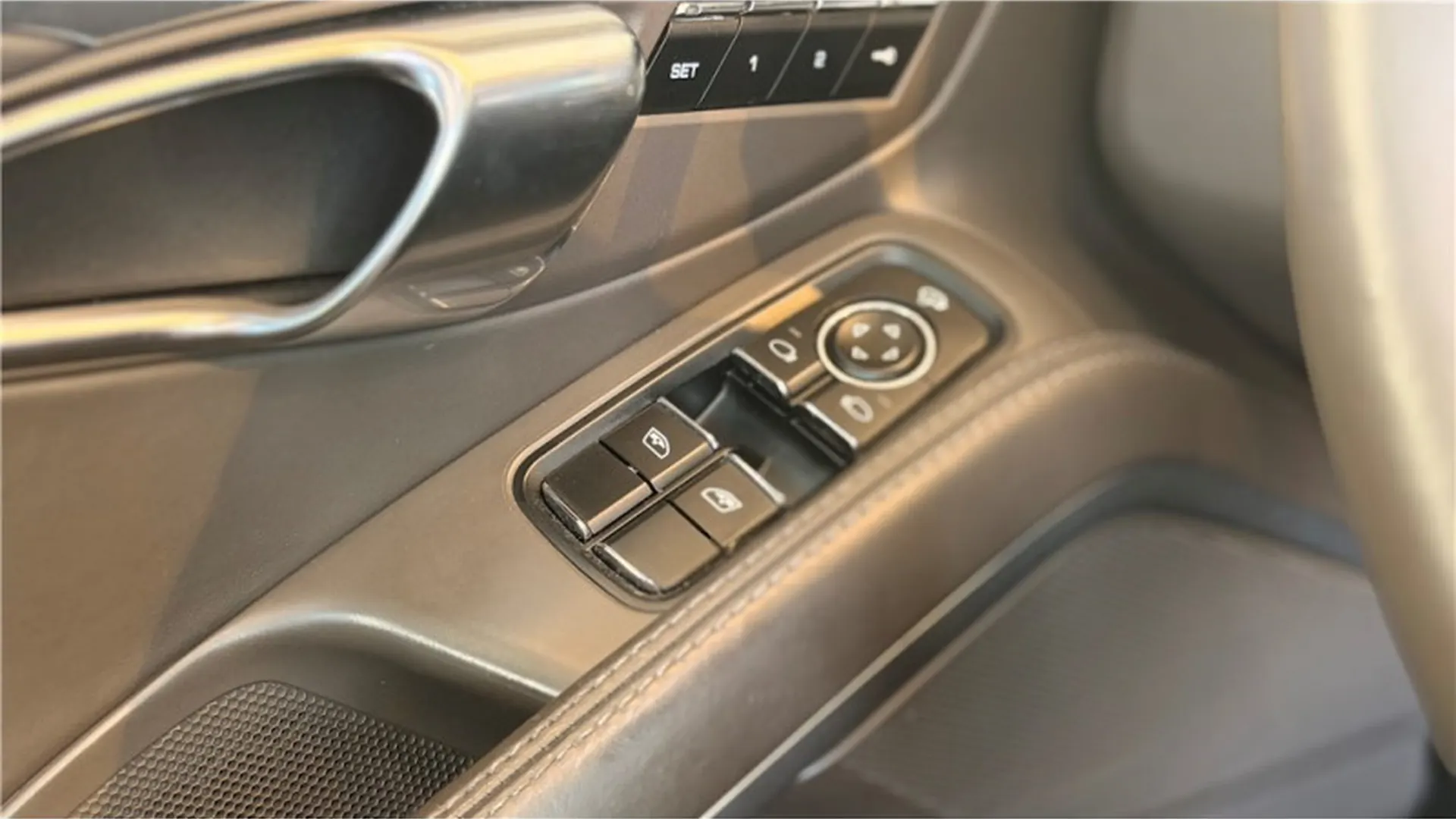 Porsche 911 — photo 13