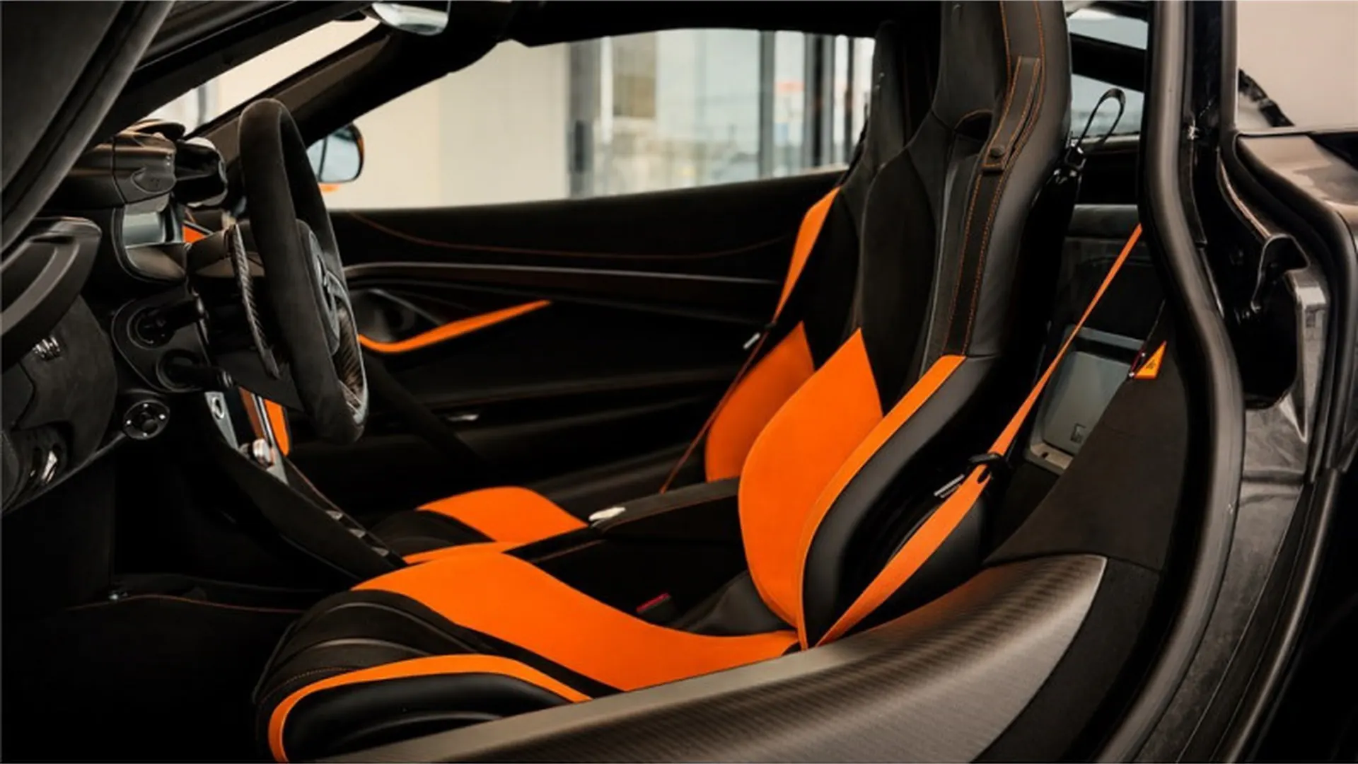 McLaren MCLAREN 750 S — photo 21