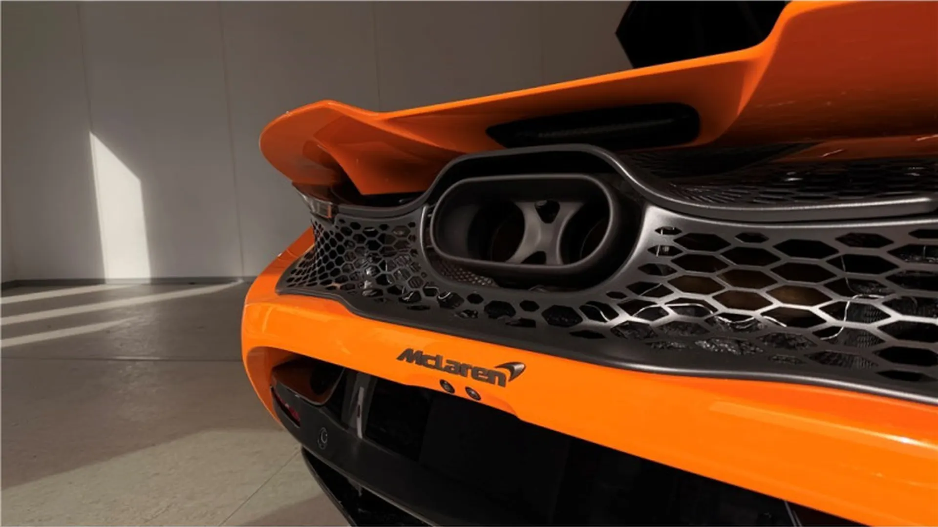 McLaren MCLAREN 750 S — photo 14