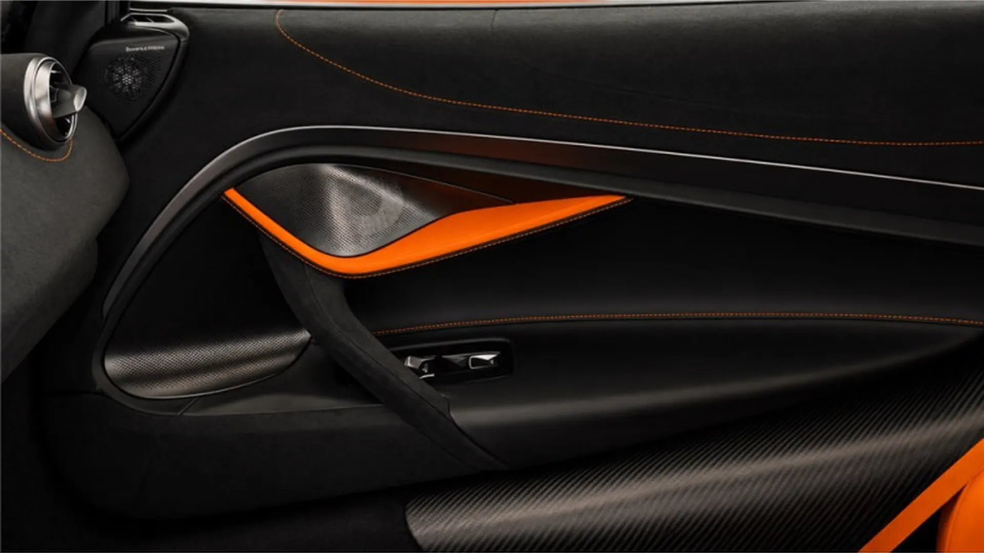 McLaren MCLAREN 750 S — photo 28