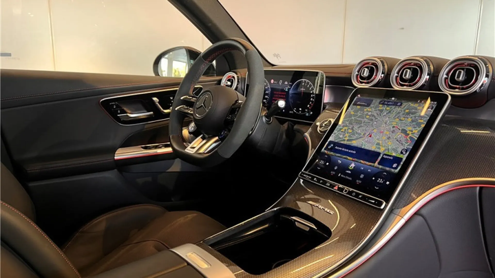 Mercedes-Benz GLC — photo 21