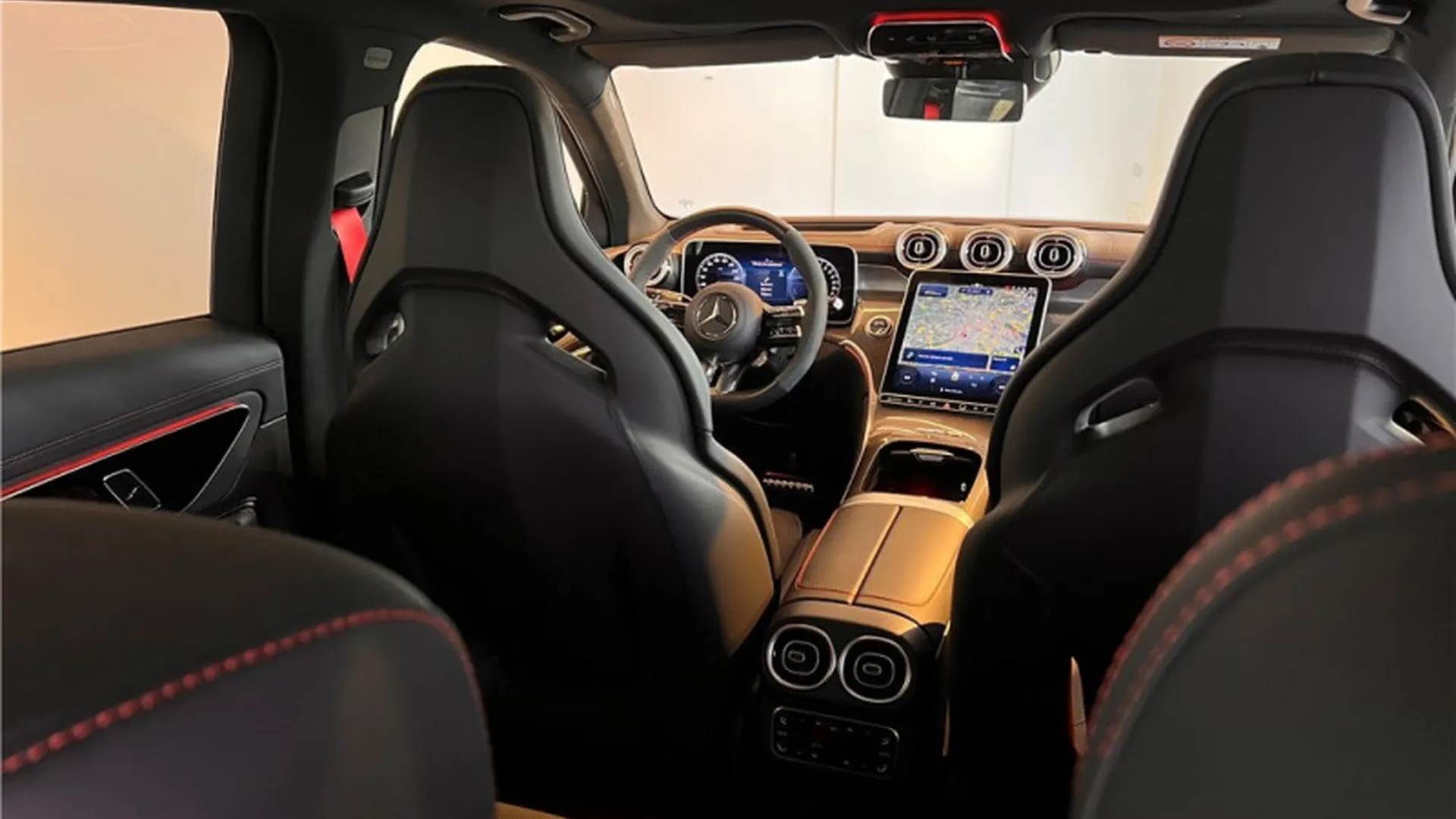 Mercedes-Benz GLC — photo 15