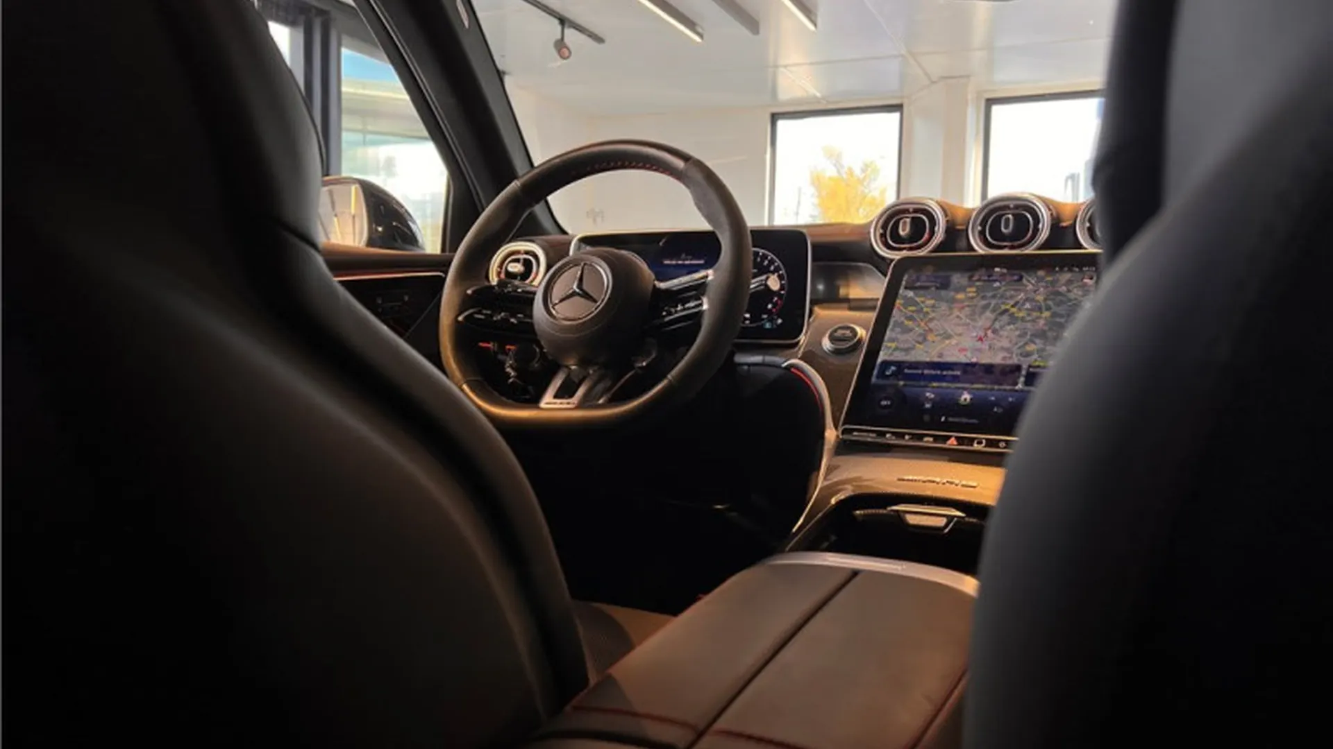 Mercedes-Benz GLC — photo 12