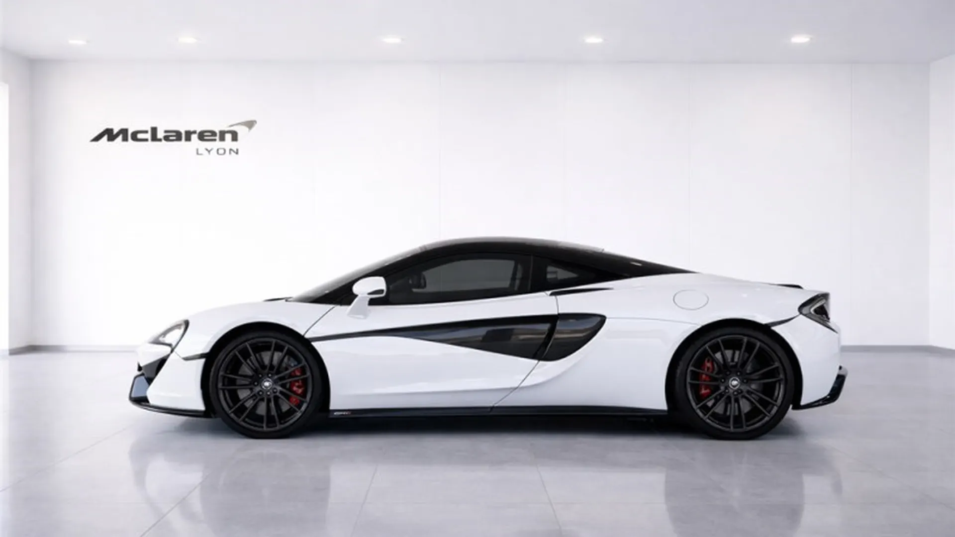 McLaren MCLAREN 570S — photo 2