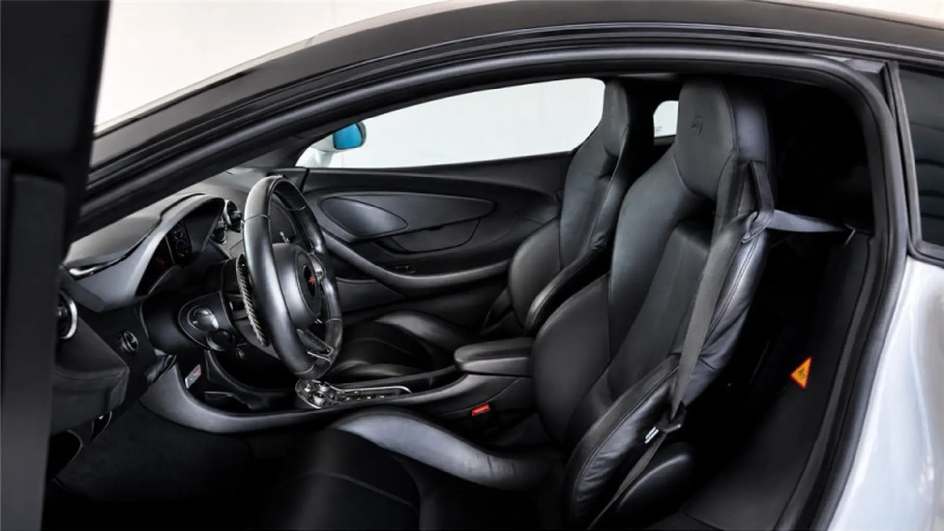 McLaren MCLAREN 570S — photo 7