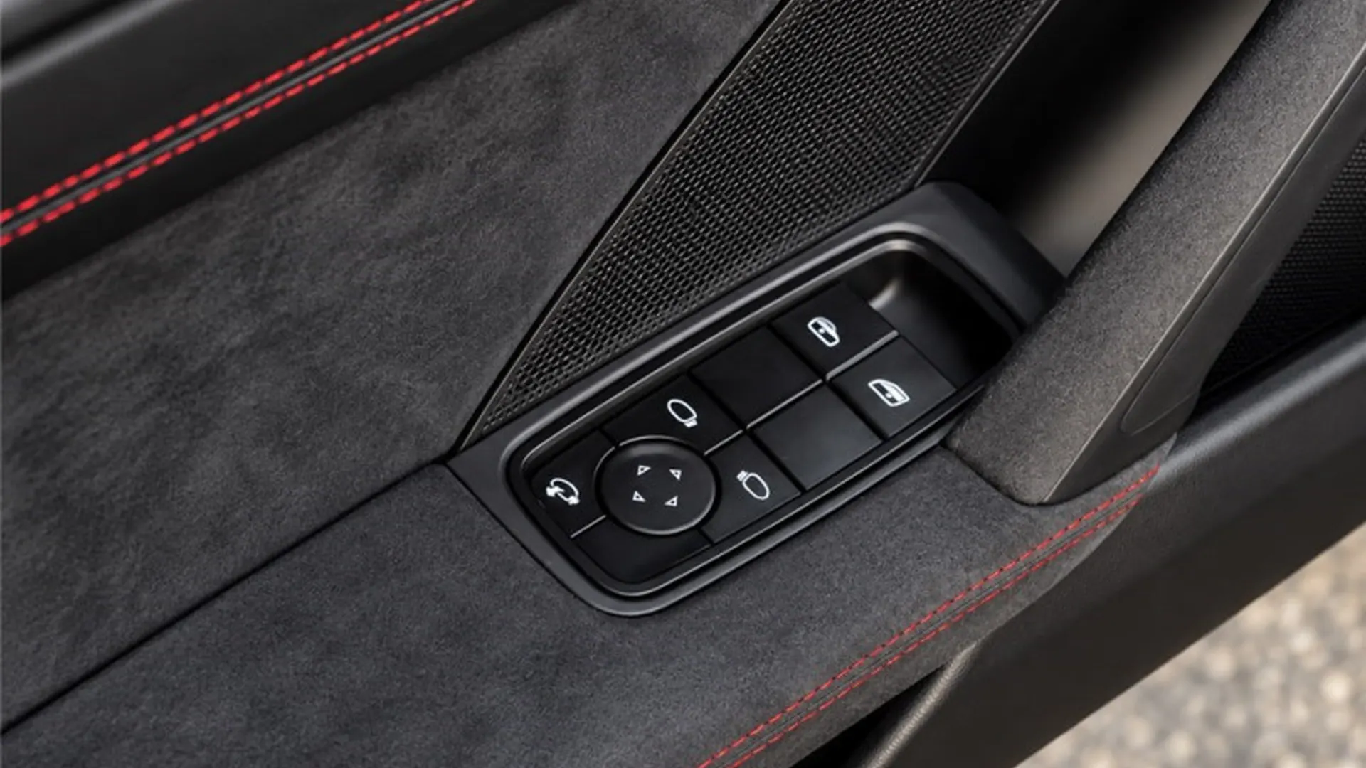 Porsche 911 — photo 11