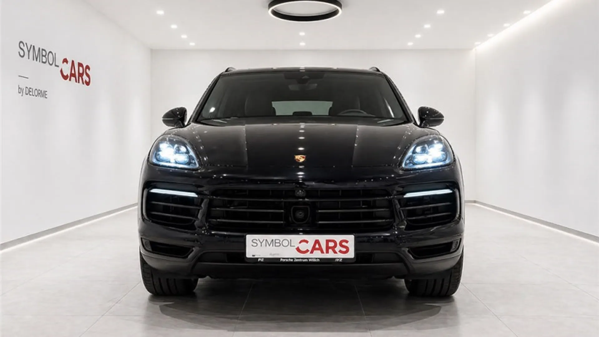 Porsche CAYENNE — photo 2