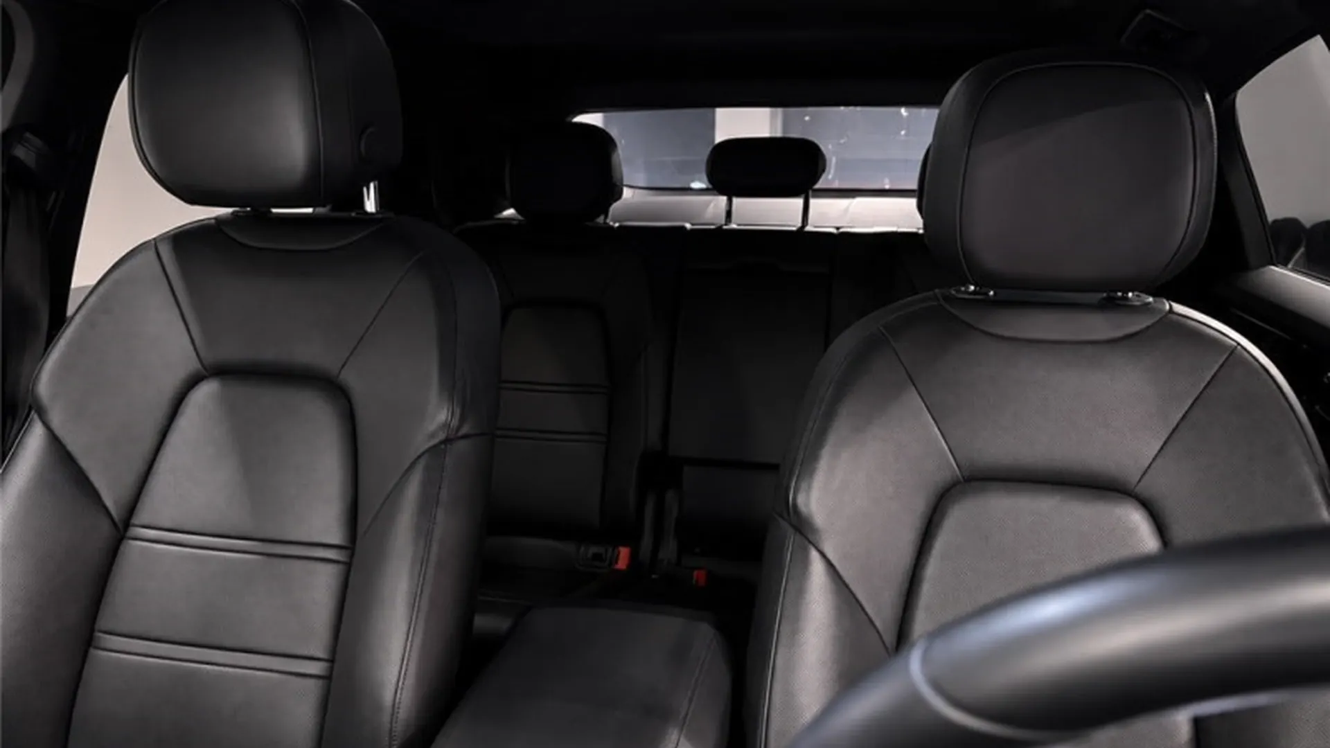 Porsche CAYENNE — photo 9