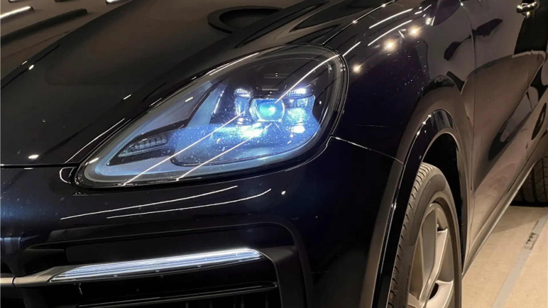 Porsche CAYENNE — photo 5