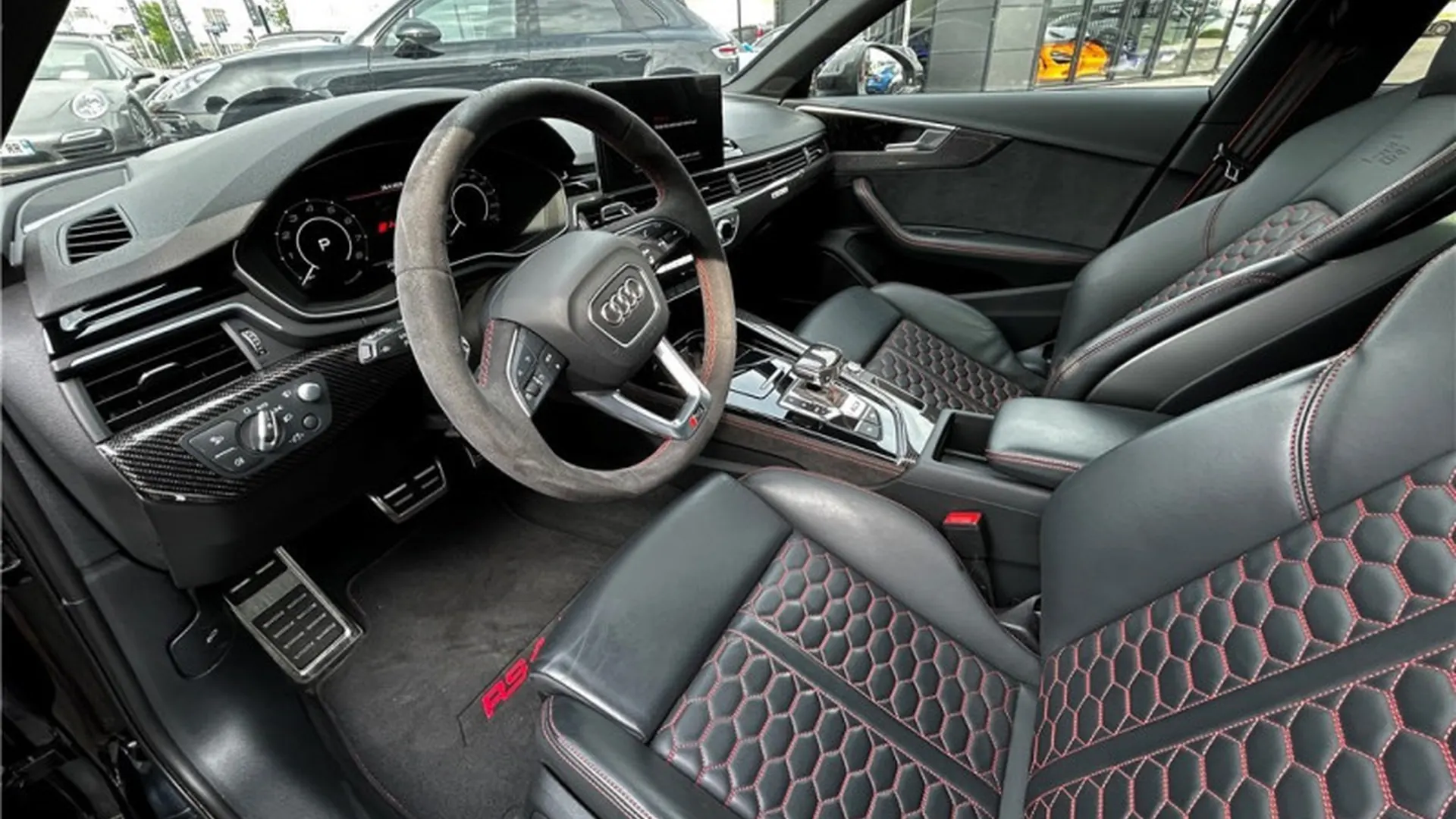 Audi RS4 AVANT — photo 9