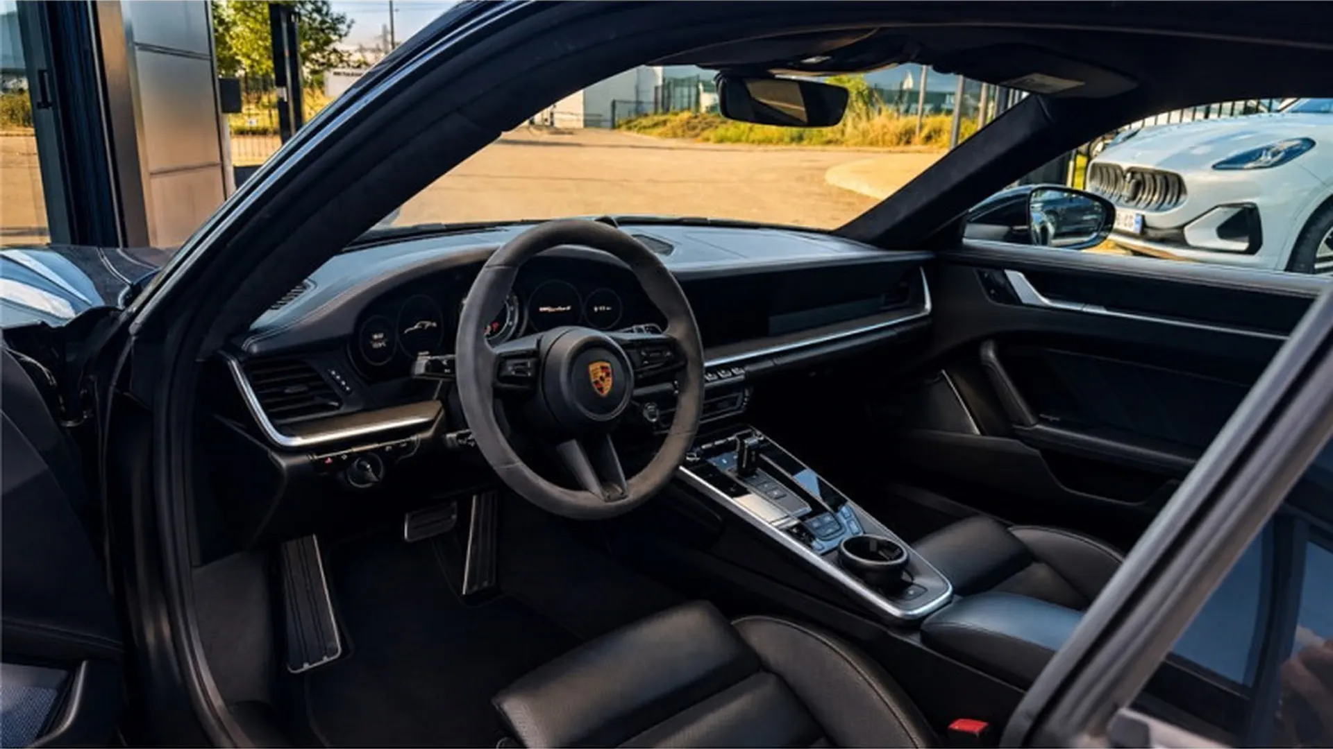 Porsche 911 — photo 6