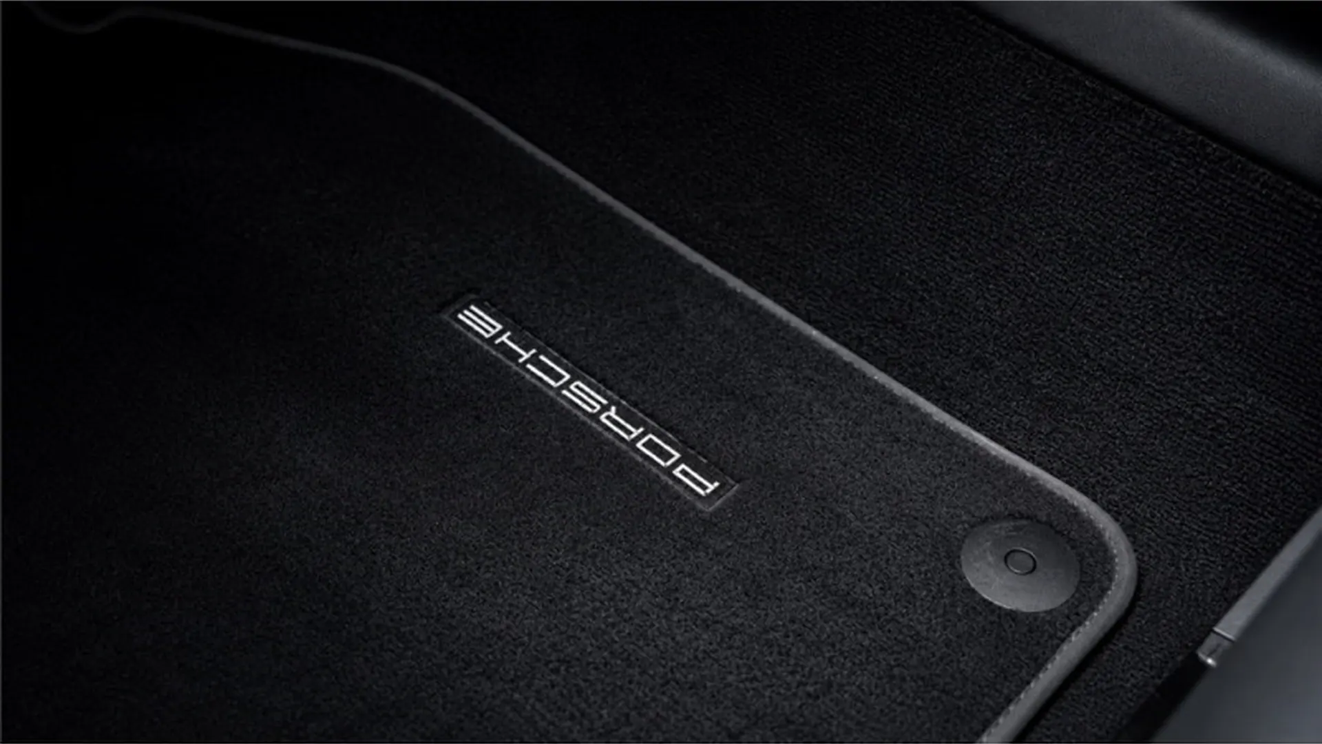Porsche 911 — photo 15