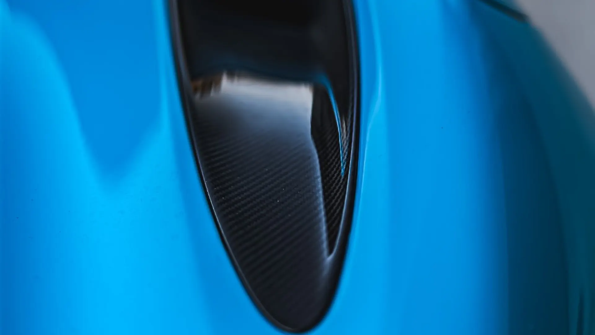 McLaren 720S — photo 9