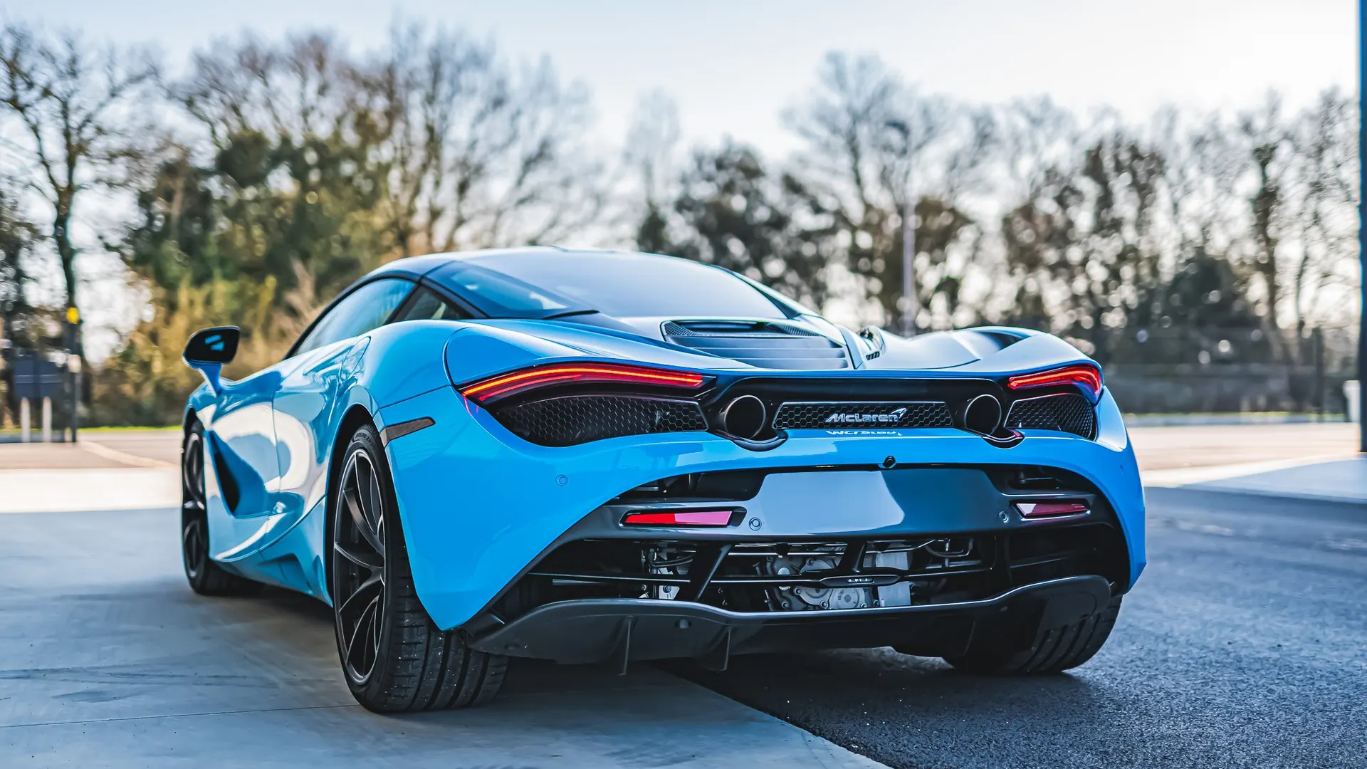 McLaren 720S — photo 5