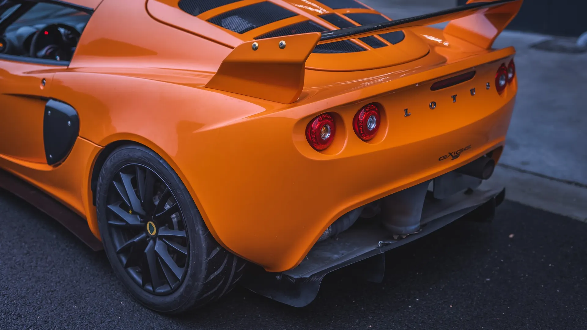 Lotus Exige — photo 14