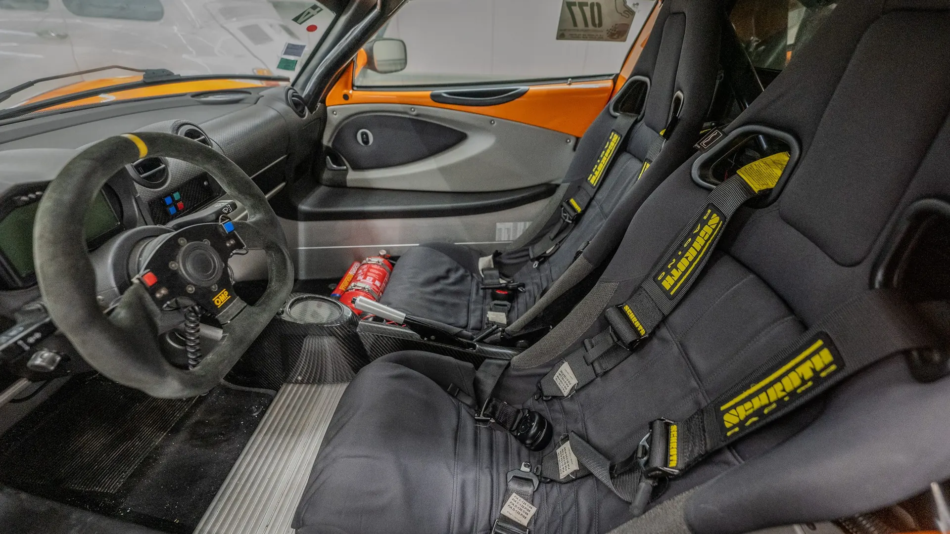 Lotus Exige — photo 33