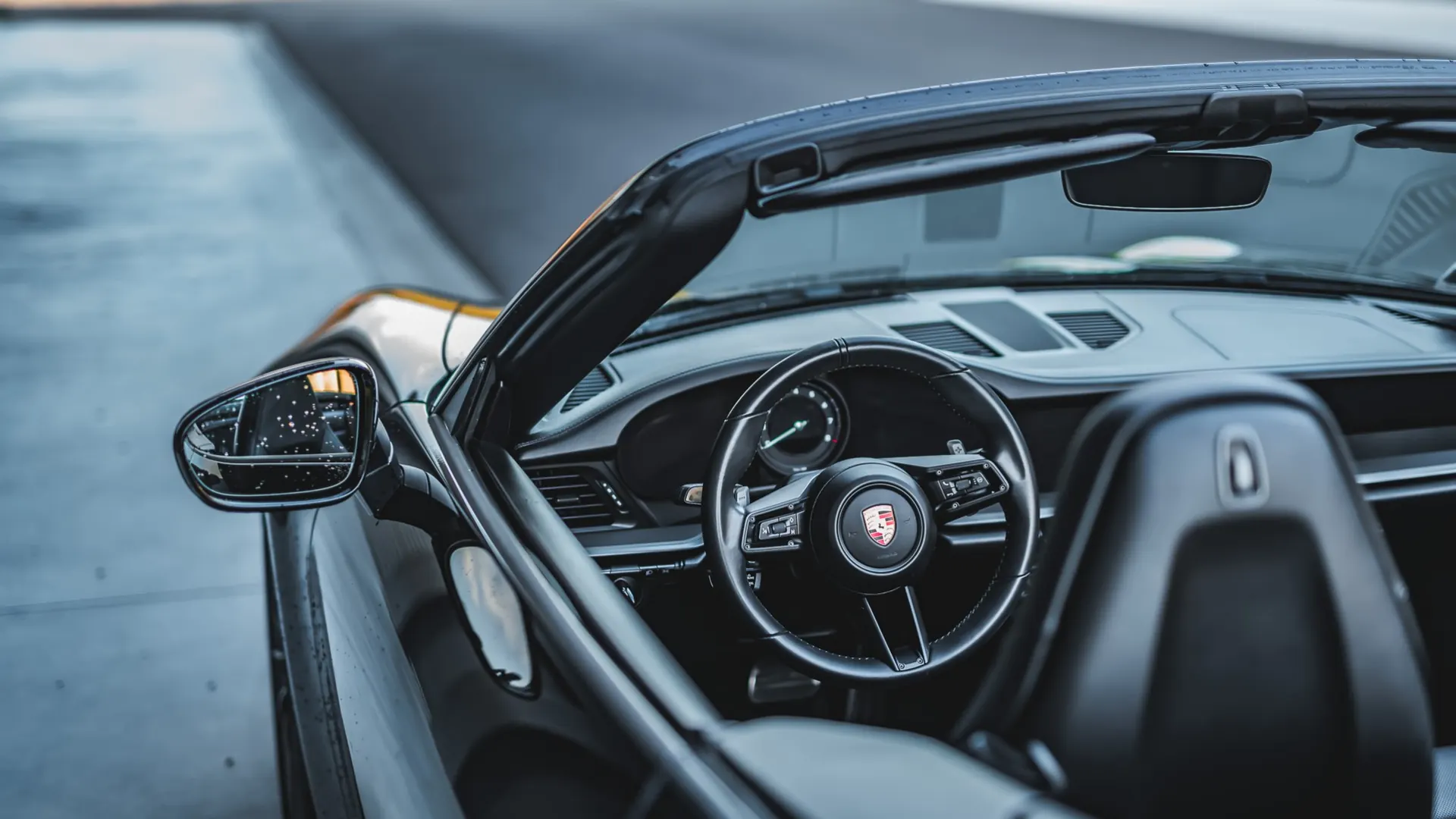 Porsche 992 — photo 14