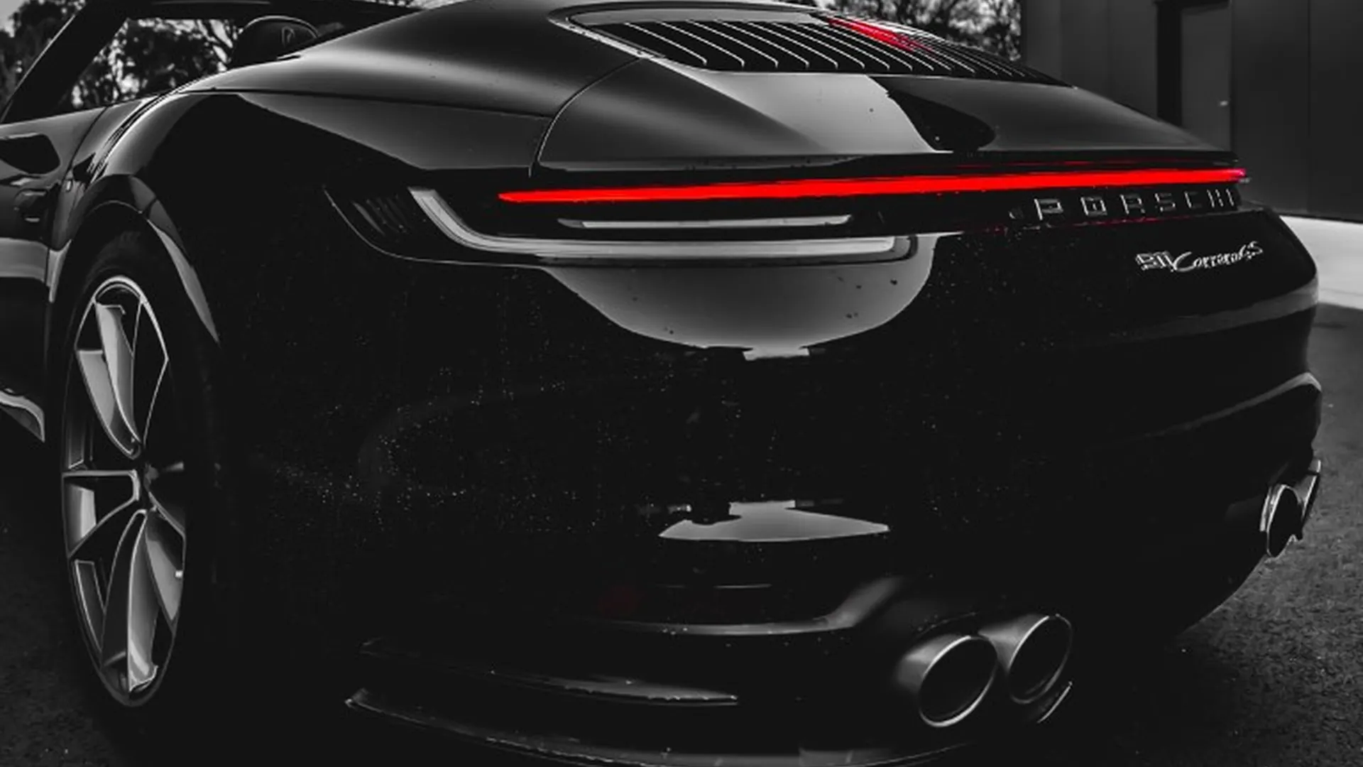 Porsche 992 — photo 6