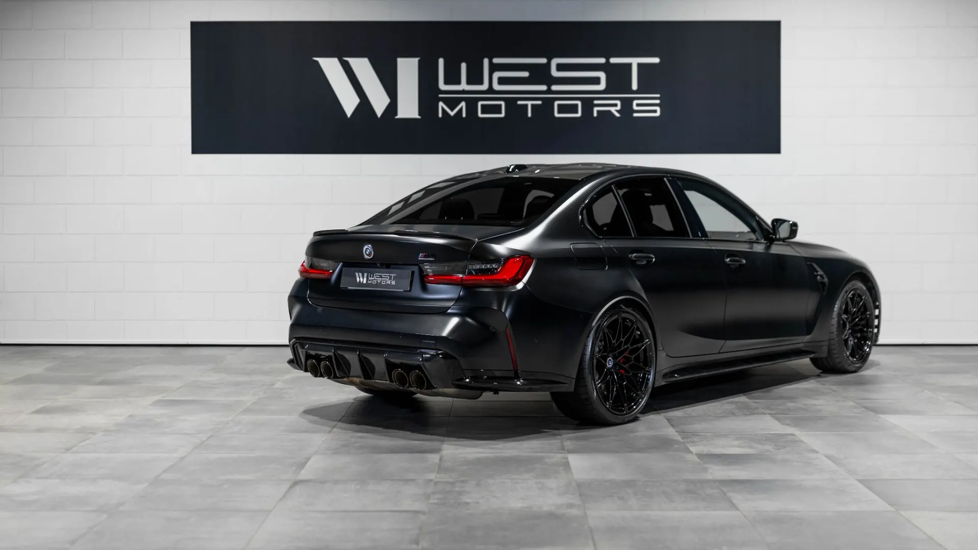 BMW M3 — photo 4