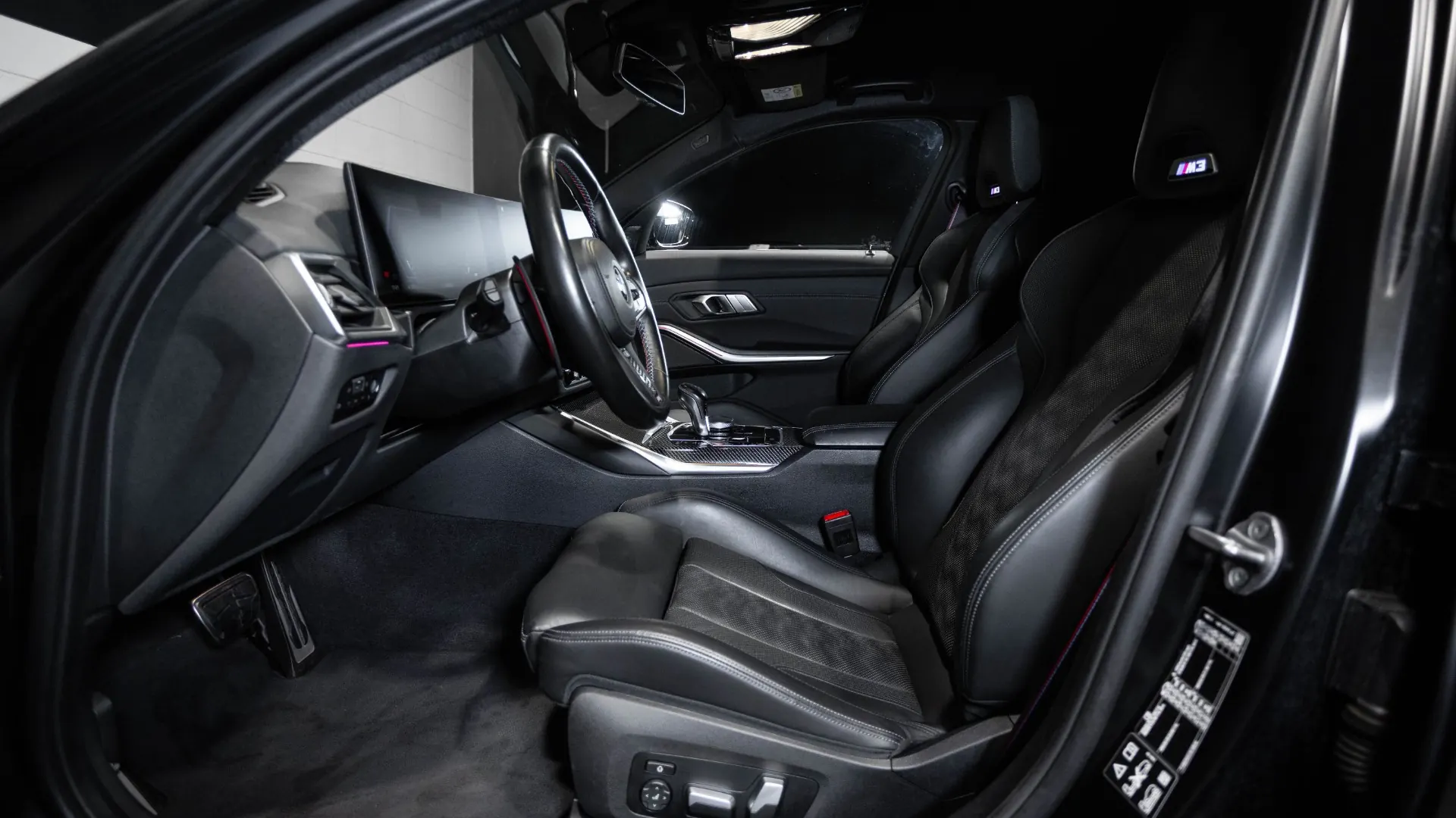 BMW M3 — photo 21