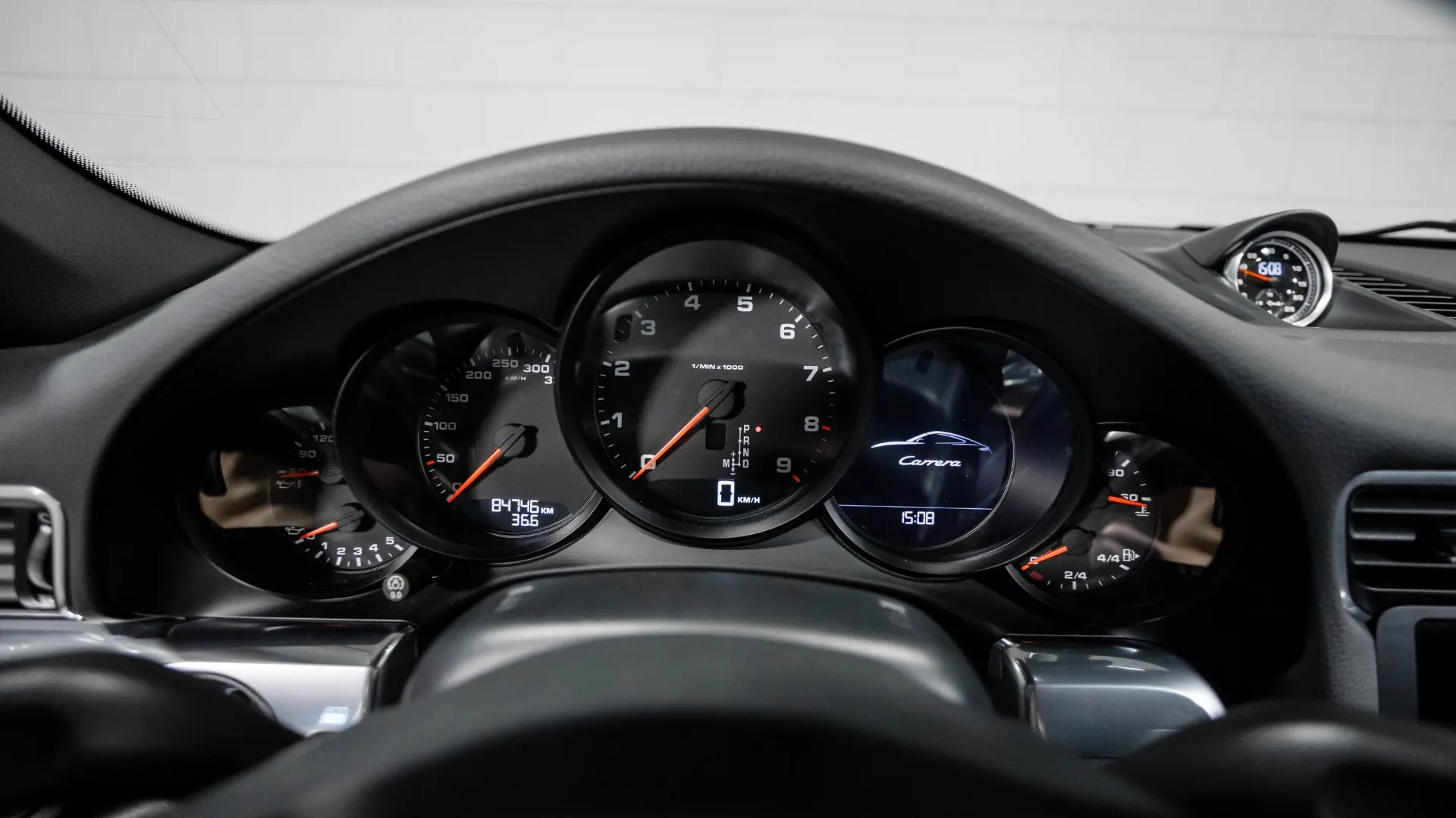 Porsche 911 — photo 19