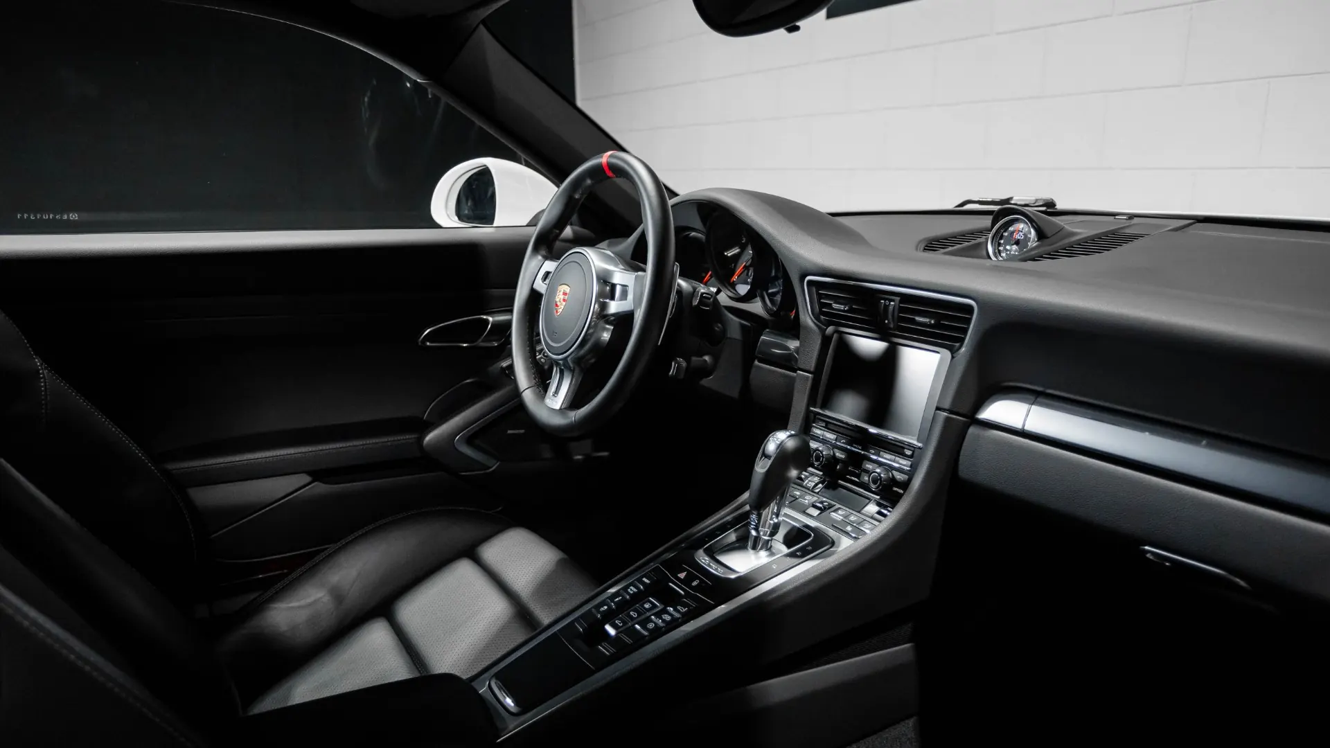 Porsche 911 — photo 15
