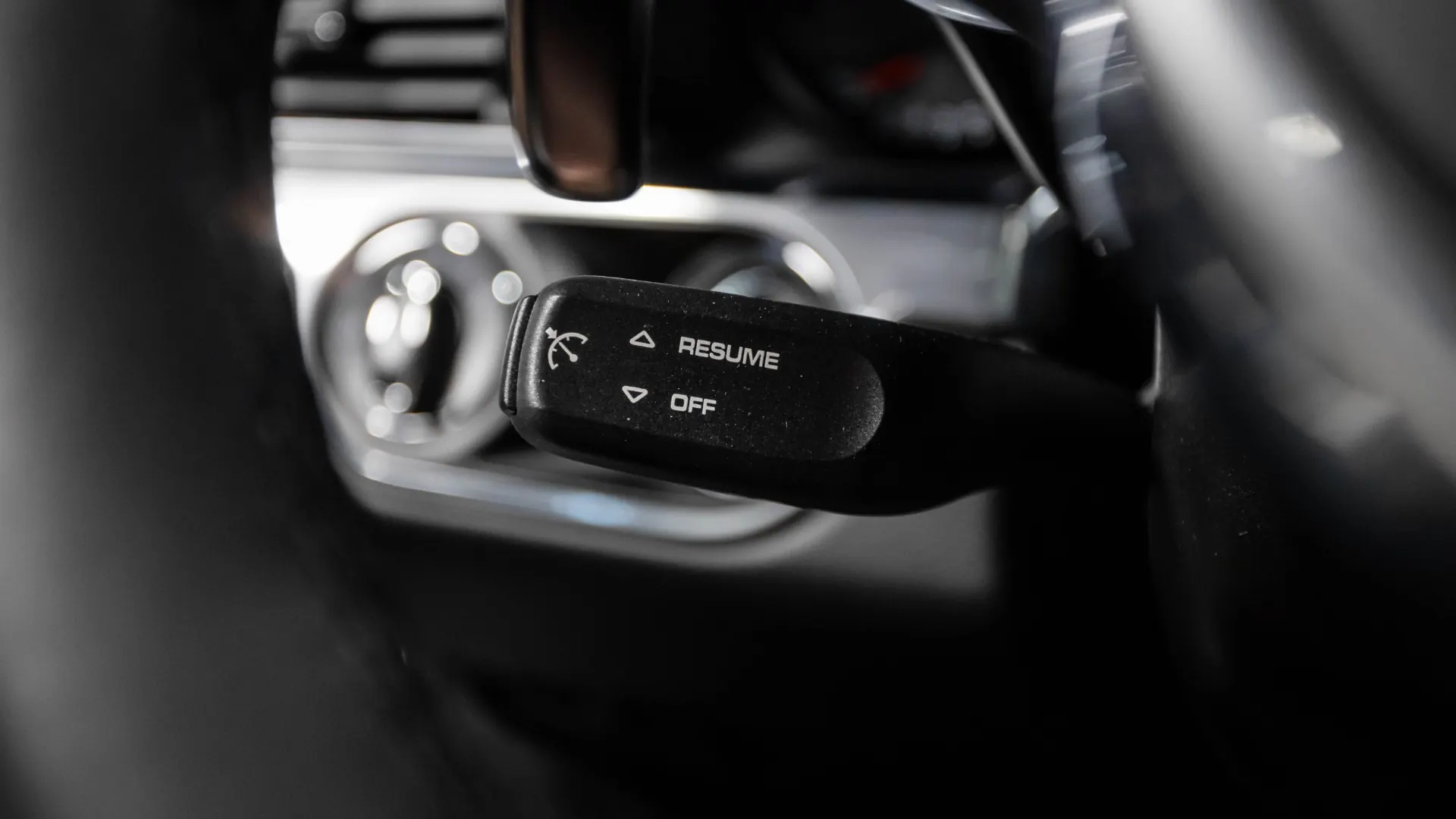 Porsche 911 — photo 18