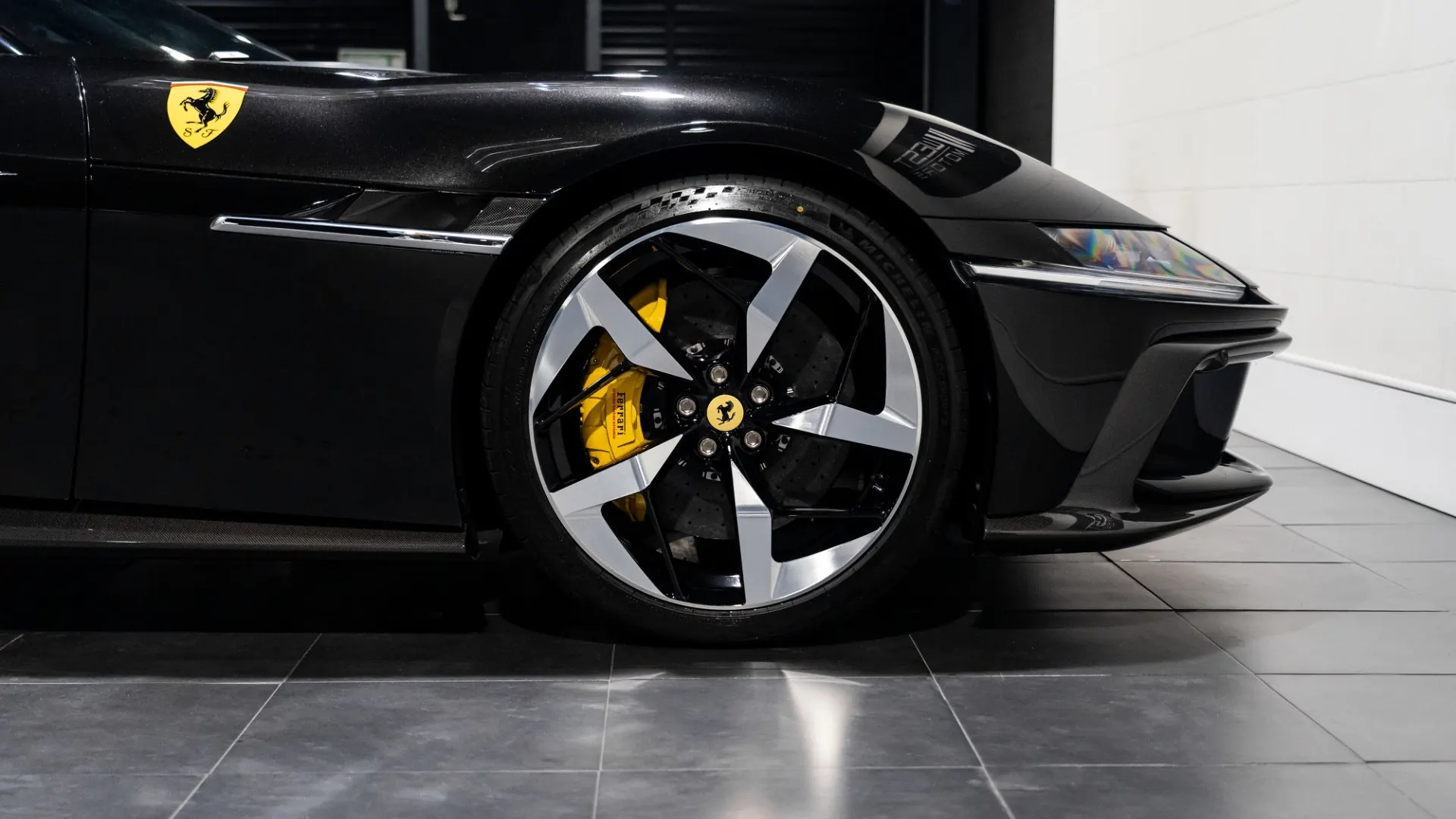 Ferrari 12Cilindri — photo 12
