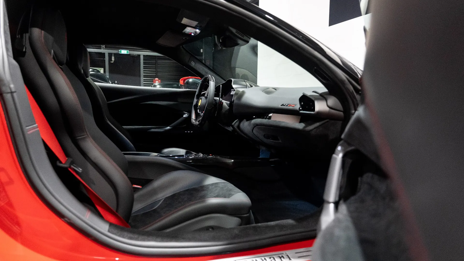 Ferrari 296 — photo 10