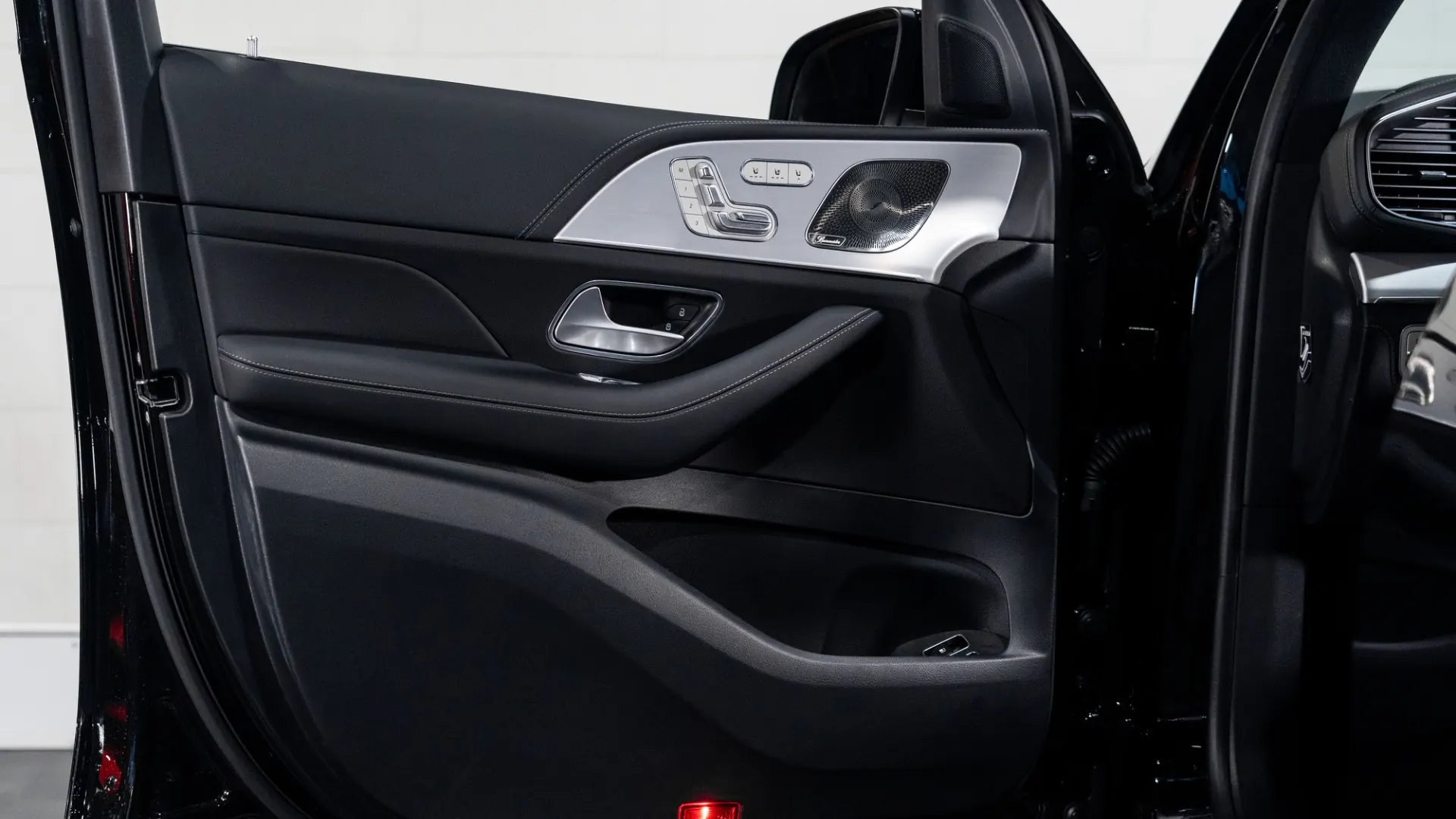 Mercedes GLE — photo 24
