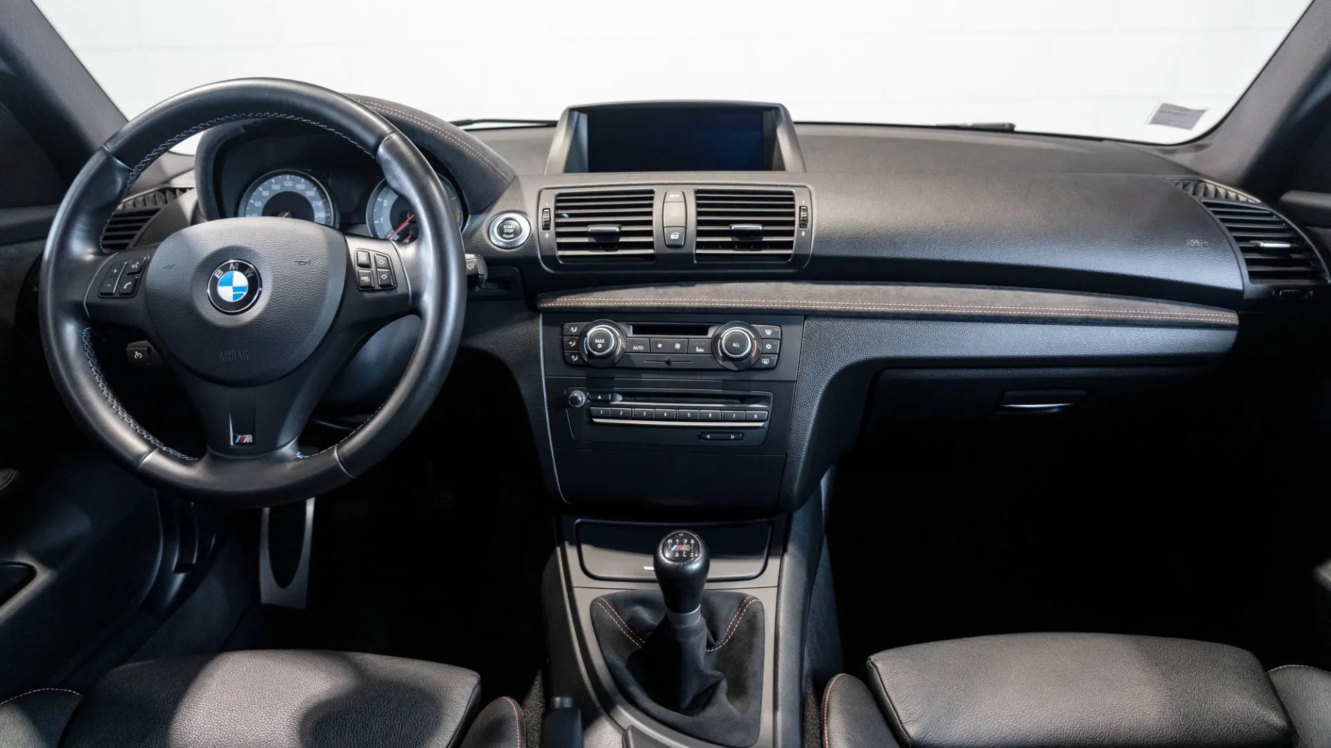 BMW 1 — photo 14