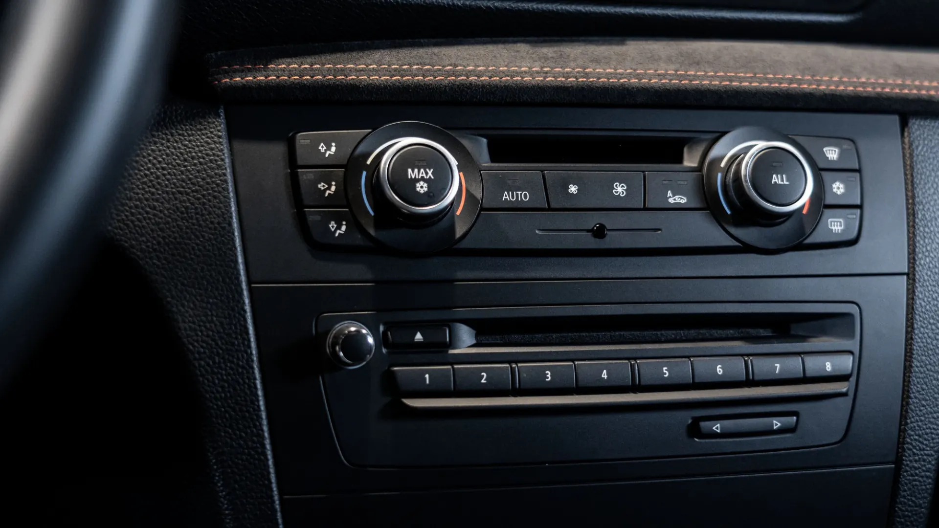 BMW 1 — photo 20