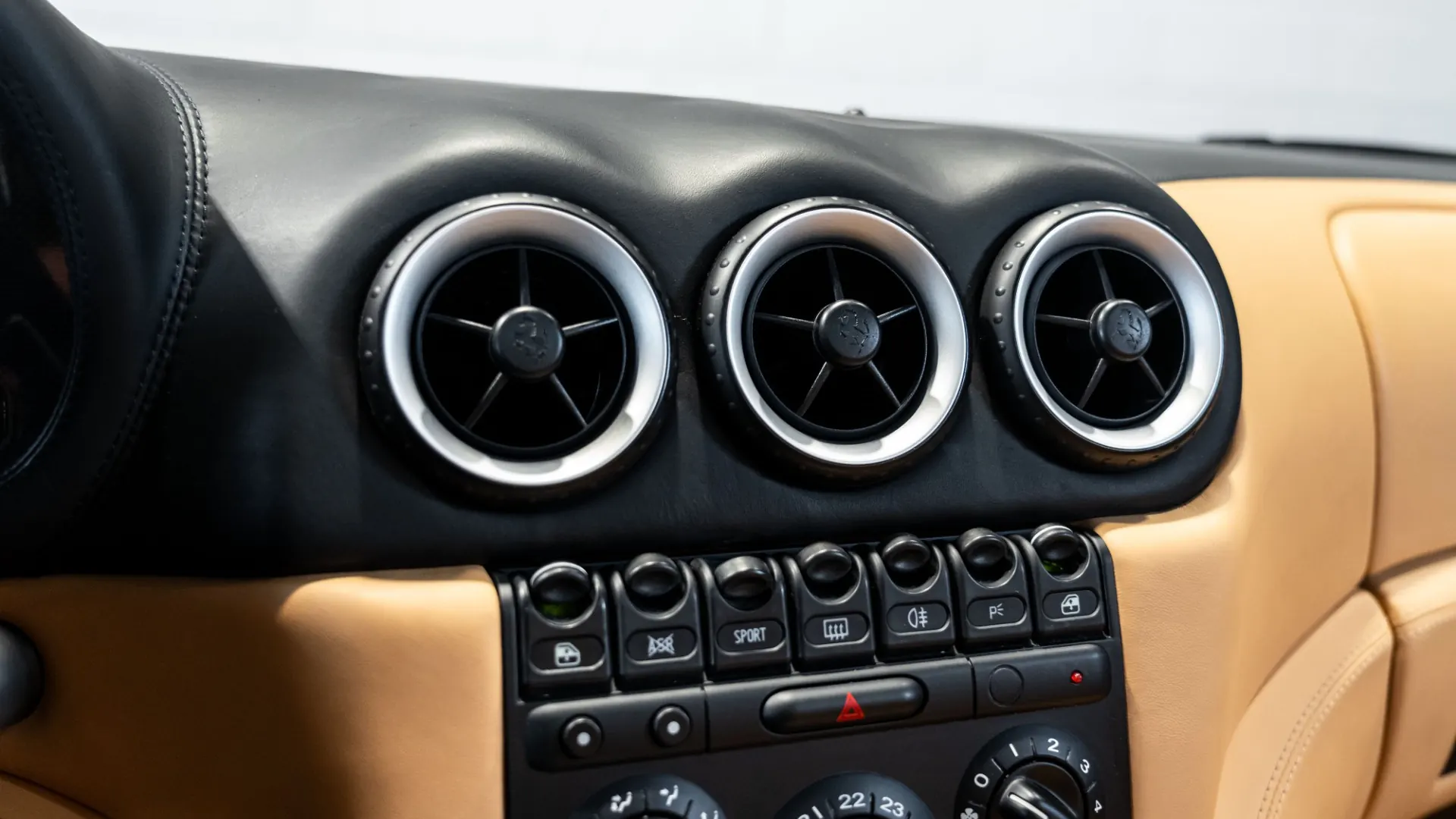 Ferrari 575 — photo 18