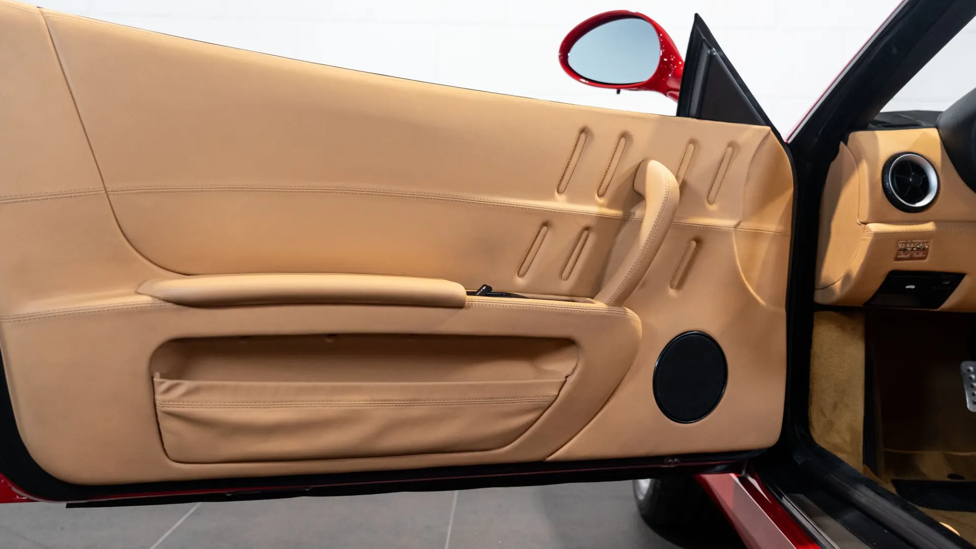 Ferrari 575 — photo 9