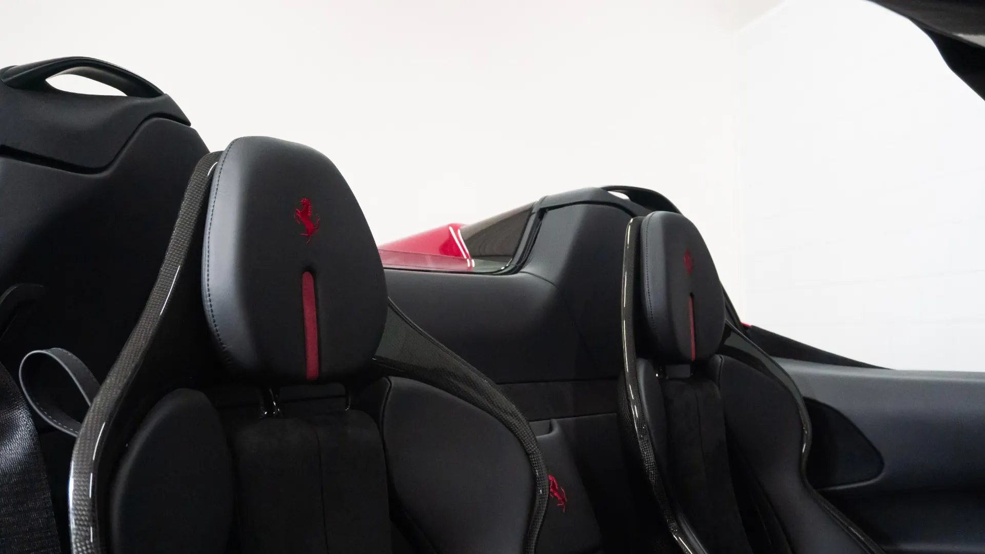 Ferrari SF90 — photo 28