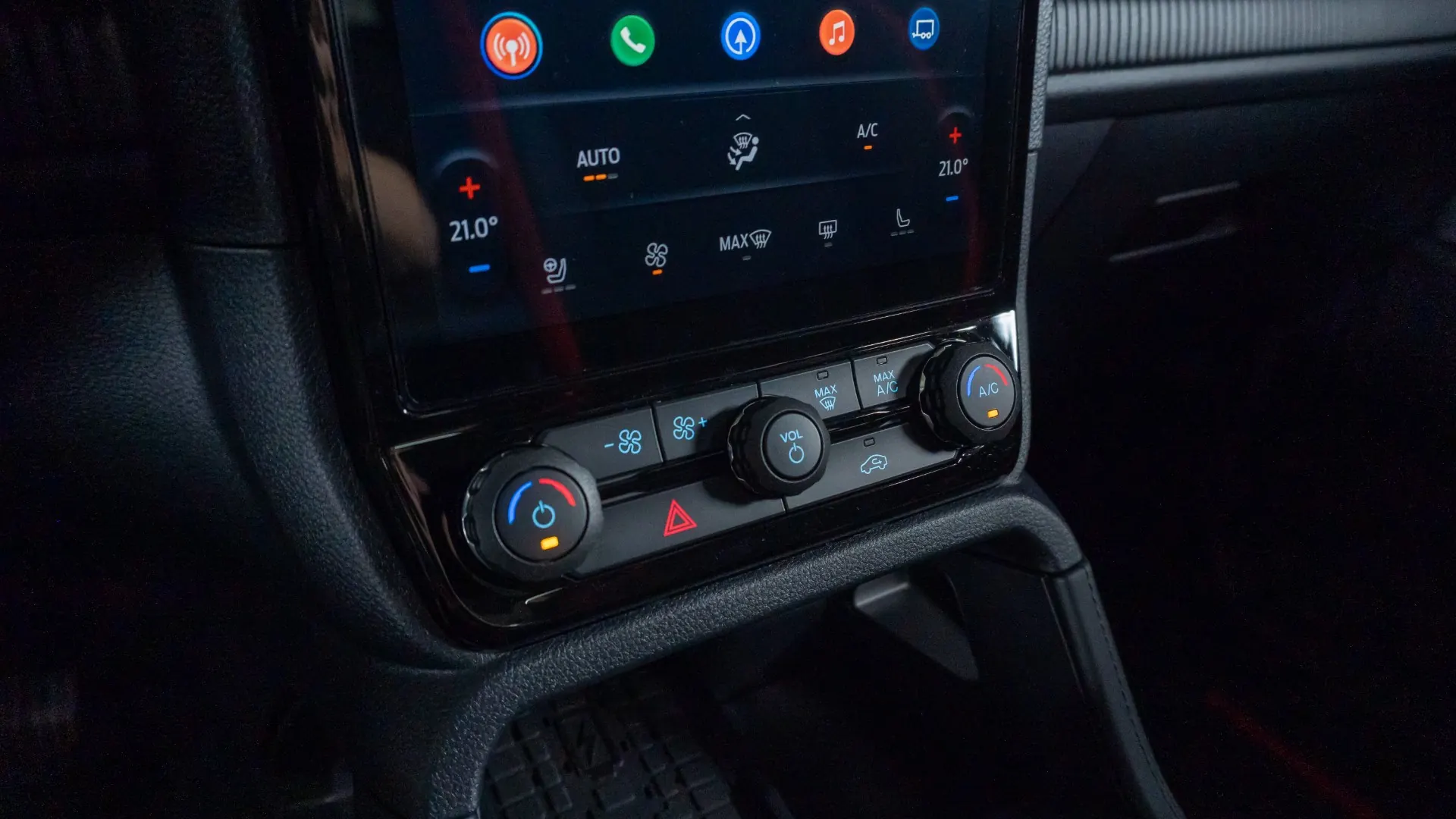 FORD Ranger — photo 29