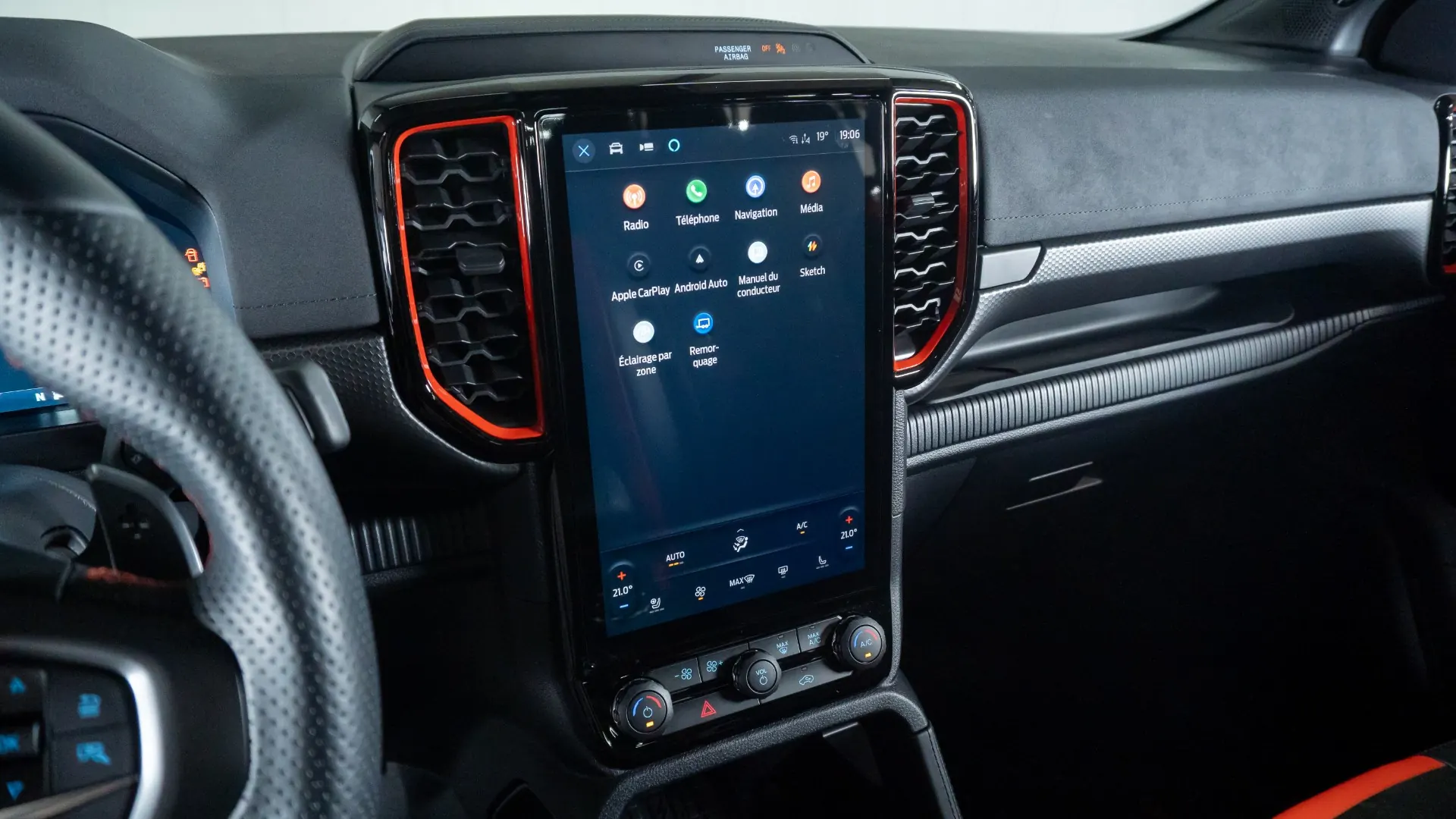 FORD Ranger — photo 26