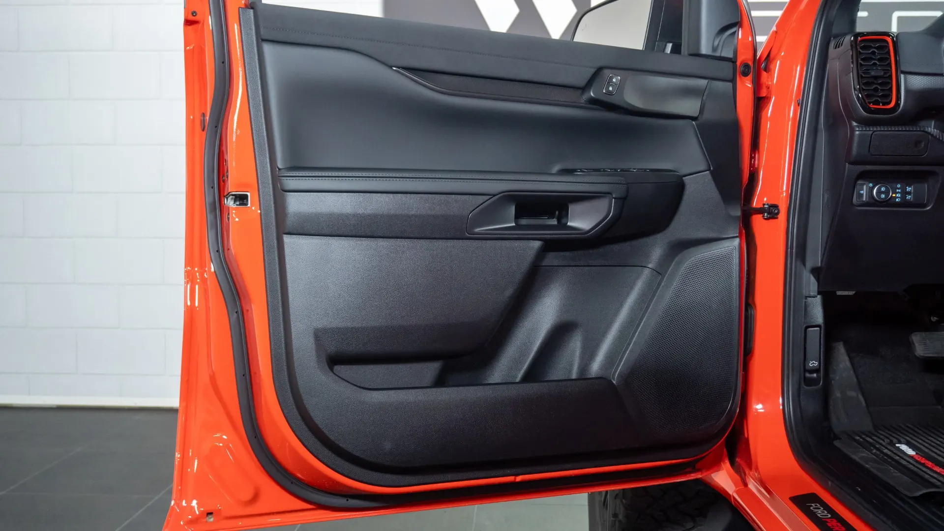 FORD Ranger — photo 15