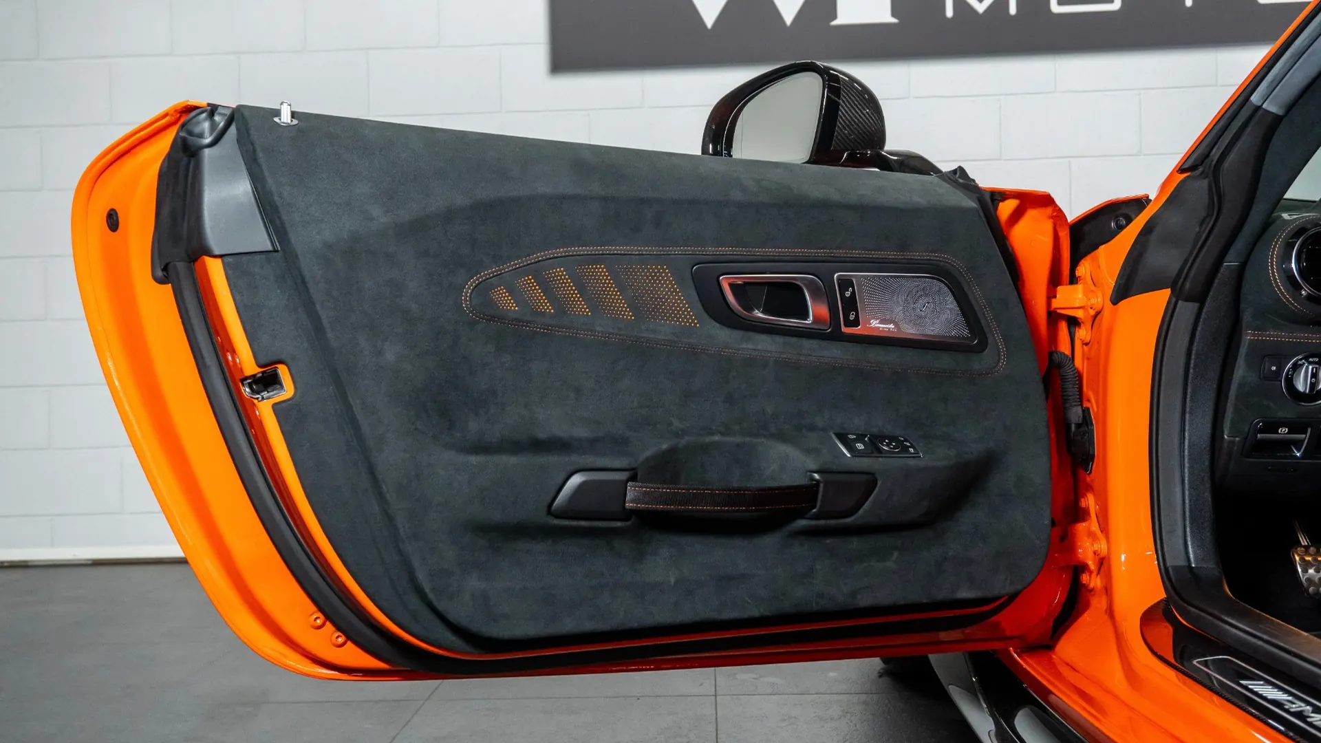 Mercedes-Benz AMG — photo 16
