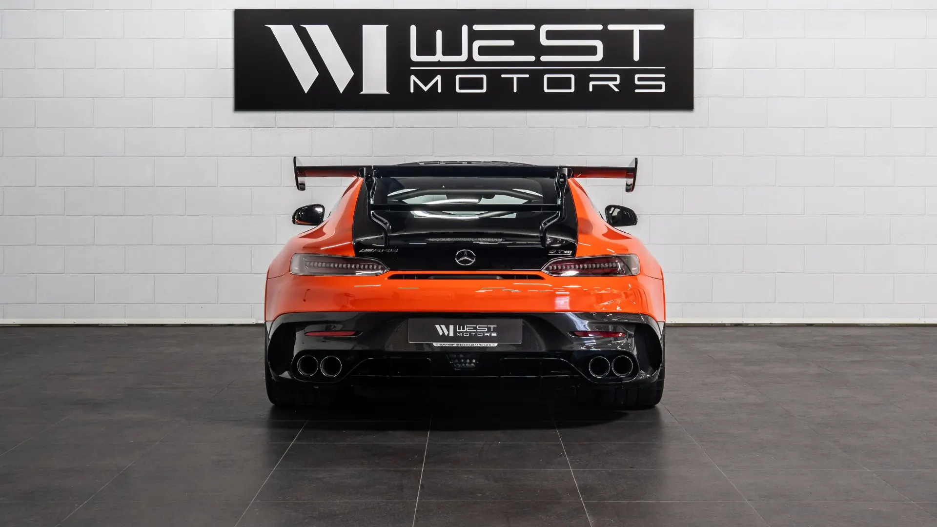 Mercedes-Benz AMG — photo 5