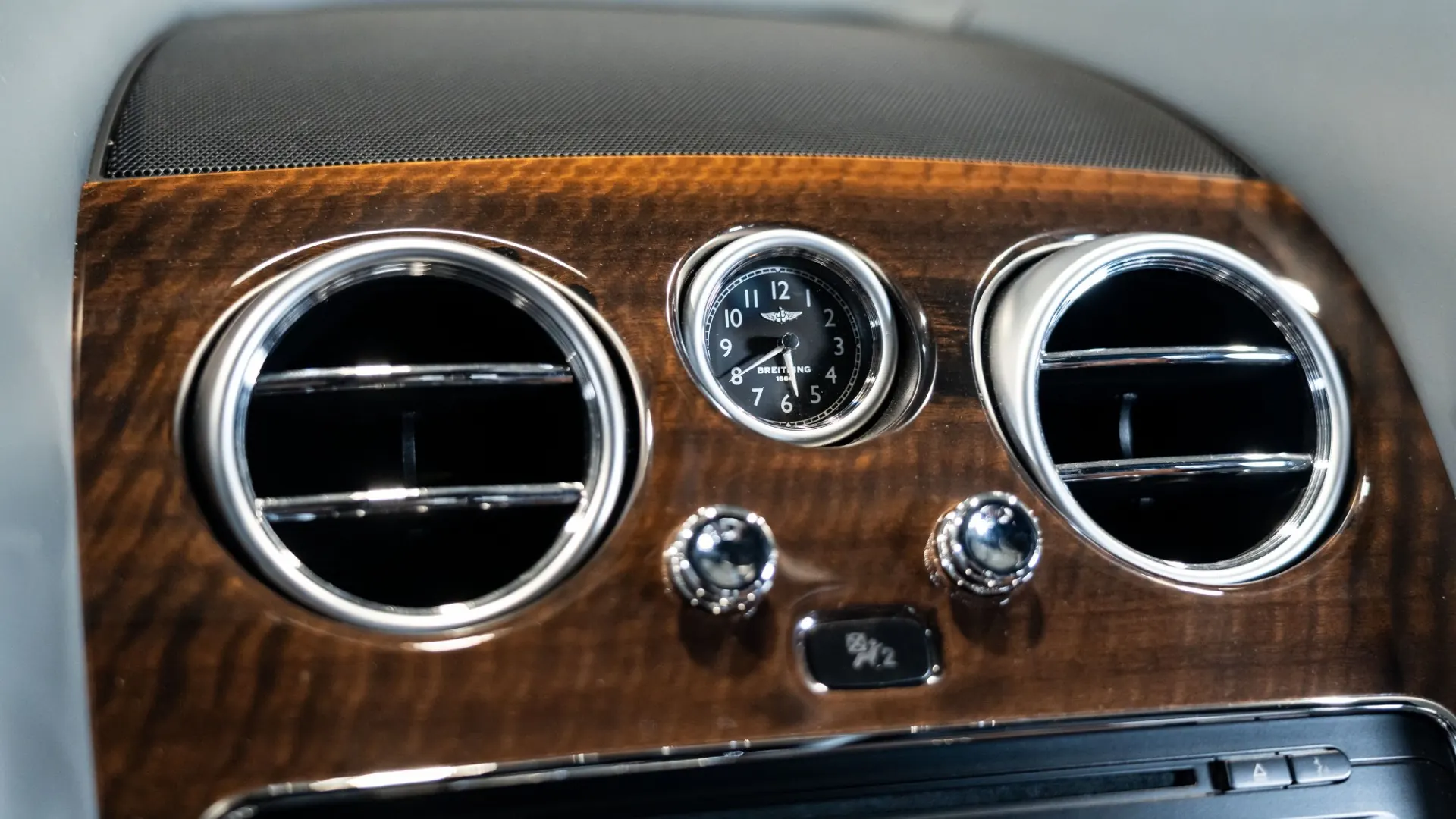 Bentley Continental — photo 18