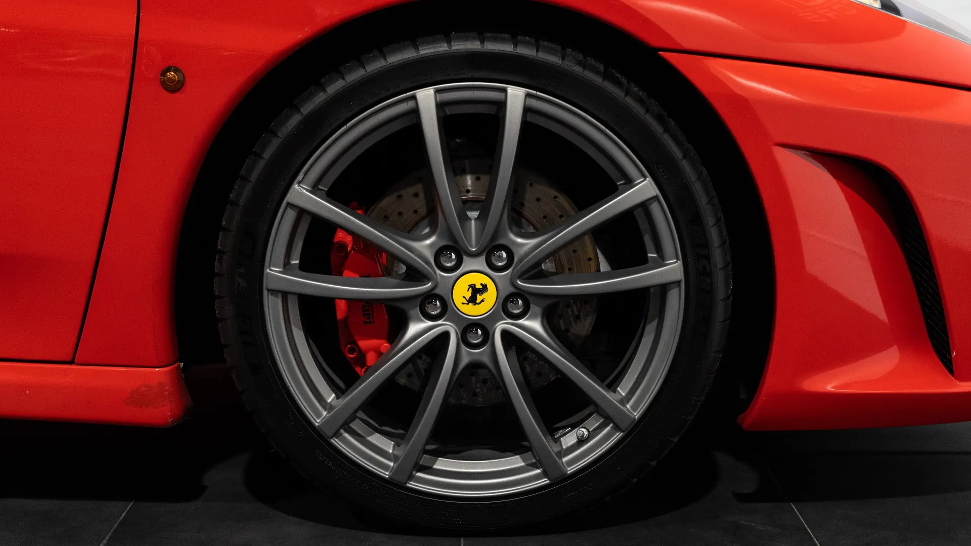 Ferrari F430 — photo 8